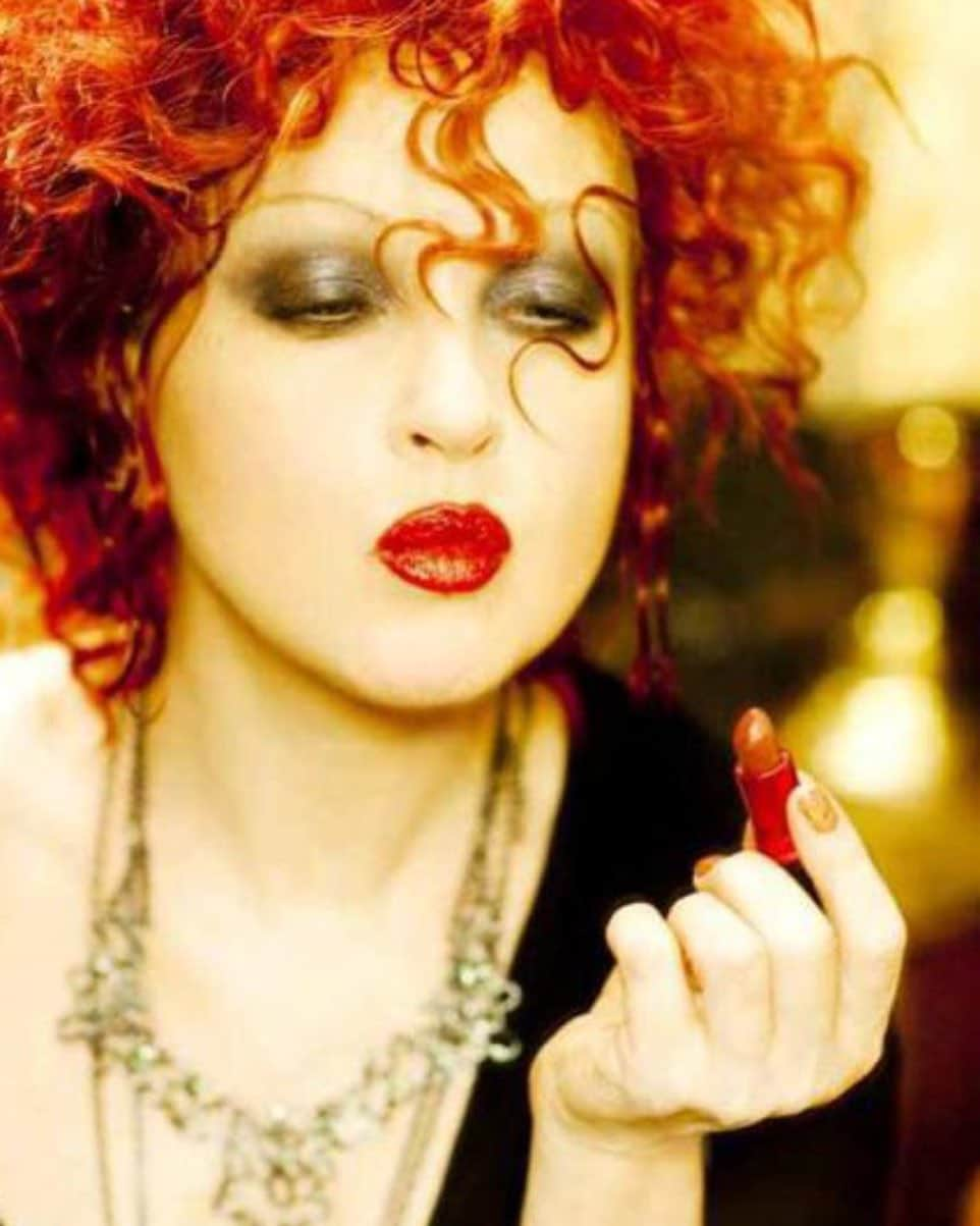 シンディ・ローパーさんのインスタグラム写真 - (シンディ・ローパーInstagram)「Happy #NationalLipstickDay 😘 💄 👄」7月30日 1時48分 - cyndilauper