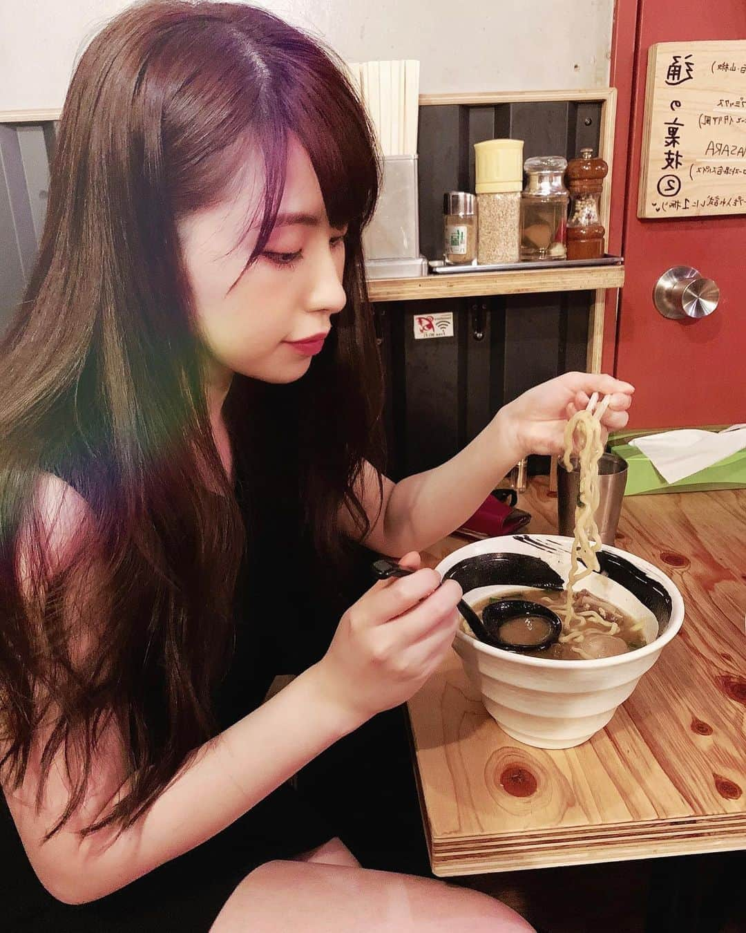 宮下舞花さんのインスタグラム写真 - (宮下舞花Instagram)「ラーメンに行き着いた🍜🥺」7月29日 17時34分 - maikamaimaika