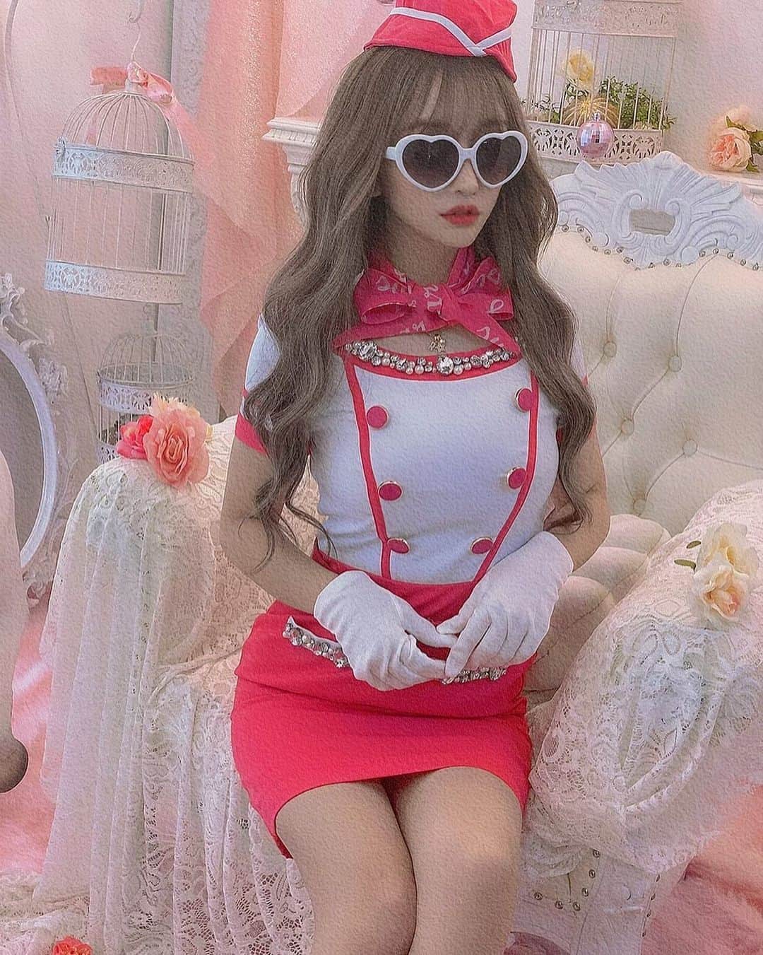 ERENAのインスタグラム：「💁‍♀️💕」