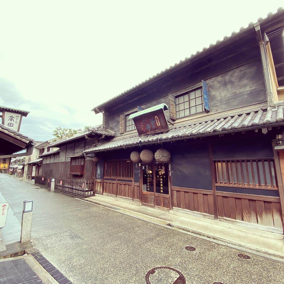 japantripさんのインスタグラム写真 - (japantripInstagram)「平日のせいか、はじめての閑散とした美観地区 #森田酒造  #kurashiki  #okayama  #unseenjapan #instatrip  #カメラ女子  #カメラ女子旅  #カメラ旅 #tokyocameraclub  #tokyocameragirls  #東京カメラガールズ #japantrip #japantravel #instapic  #kurashiki_japan  #japanheritage  #倉敷市玉島  #unseenjapanphoto  #unseenjapantrip #myfavoriteplace  #myfavorite  #クラシキブンカ  #unseenjapan  #japantravel  #japanarchitecture  #instatrip  #日本建築 #artlovers #japan_daytime_view  #photo_travelers #photo_shorttrip」7月29日 18時54分 - japanculturalheritage