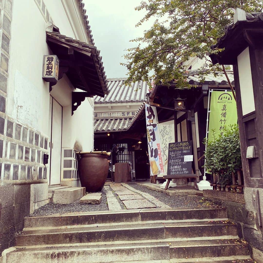 japantripさんのインスタグラム写真 - (japantripInstagram)「平日のせいか、はじめての閑散とした美観地区 #森田酒造  #kurashiki  #okayama  #unseenjapan #instatrip  #カメラ女子  #カメラ女子旅  #カメラ旅 #tokyocameraclub  #tokyocameragirls  #東京カメラガールズ #japantrip #japantravel #instapic  #kurashiki_japan  #japanheritage  #倉敷市玉島  #unseenjapanphoto  #unseenjapantrip #myfavoriteplace  #myfavorite  #クラシキブンカ  #unseenjapan  #japantravel  #japanarchitecture  #instatrip  #日本建築 #artlovers #japan_daytime_view  #photo_travelers #photo_shorttrip」7月29日 18時54分 - japanculturalheritage