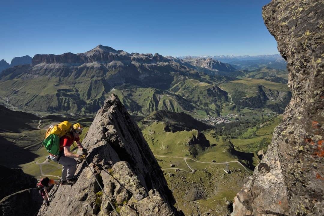 National Geographic Travelさんのインスタグラム写真 - (National Geographic TravelInstagram)「Photo by Robbie Shone @shonephoto  In the heart of the Italian Dolomites, this via ferrata is known as Via Delle Trincee or the Way of the Trenches. It passes ruined World War I buildings balanced precariously on the ridge. The final third of the route runs past gun emplacements and along tunnels.」7月29日 19時03分 - natgeotravel