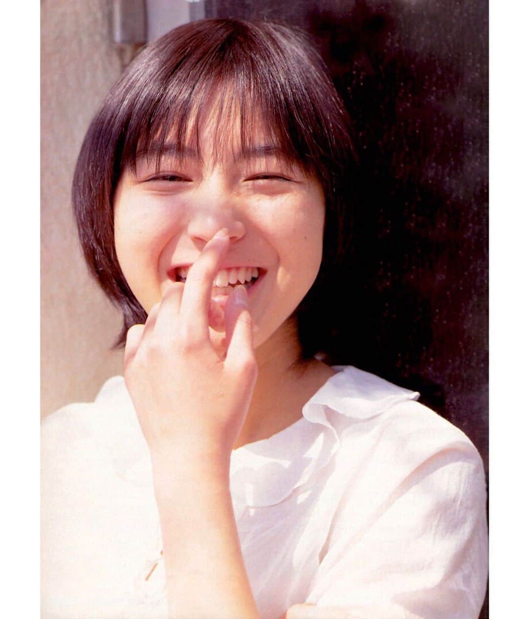 広末涼子ファンさんのインスタグラム写真 - (広末涼子ファンInstagram)「マガジン「Myojo（明星）1998年6月号」  #広末涼子 #hirosueryoko #ryokohirosue #ヒロスエ写真集」7月29日 19時38分 - hirosue_ryoko_fan