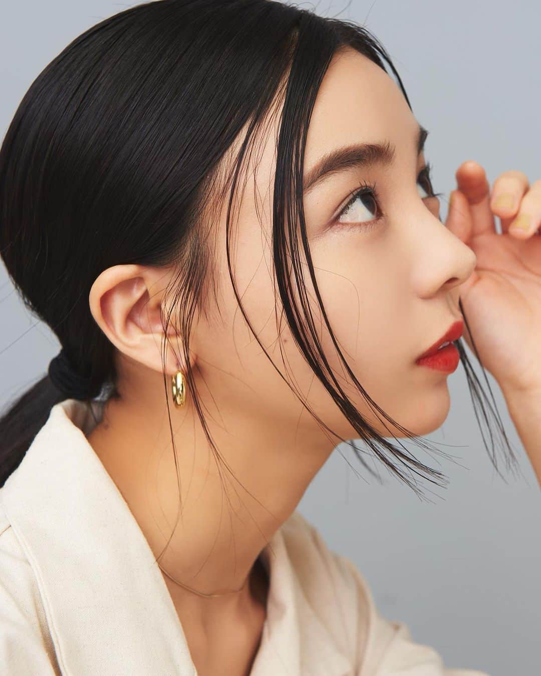 のインスタグラム：「普段強いメイクしないからほんとにだれ😧🌙」