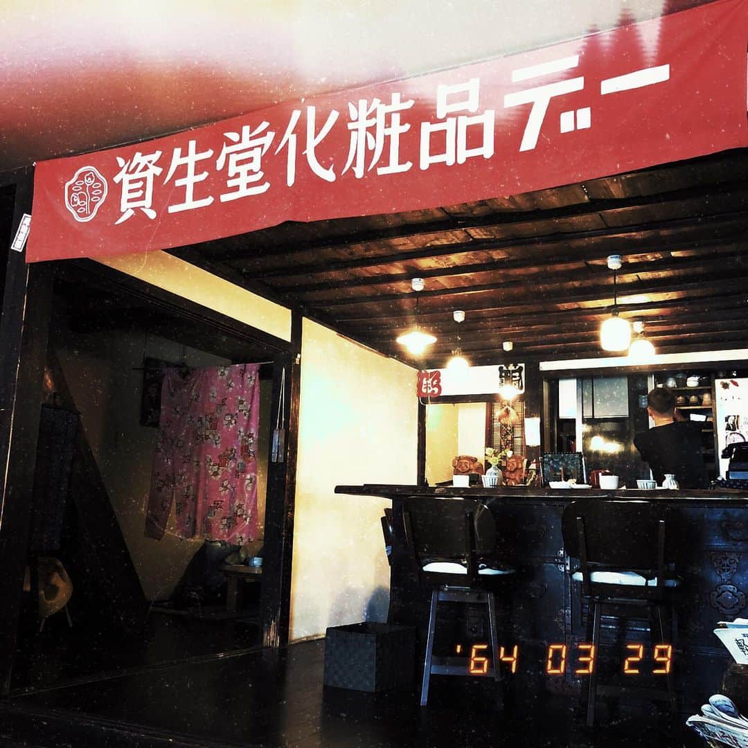 太田江莉奈さんのインスタグラム写真 - (太田江莉奈Instagram)「.  📍八女市『そば季里 史蔵』  .  ボリューム たっぷりすぎる 蕎麦の御膳🥢 優し〜いお味で女性でもぺろっと行けちゃいます♩ 店内は古民家を改装した素敵な雰囲気で、歴史の教科書に載ってるようなアンティークな家具や農具や雑貨が飾ってあって夢のような空間でした🙏♡  .  .  #八女市 #八女市ランチ  #蕎麦#蕎麦ランチ #えりなの八女旅日記   ※時差投稿」7月29日 19時49分 - erina_o_