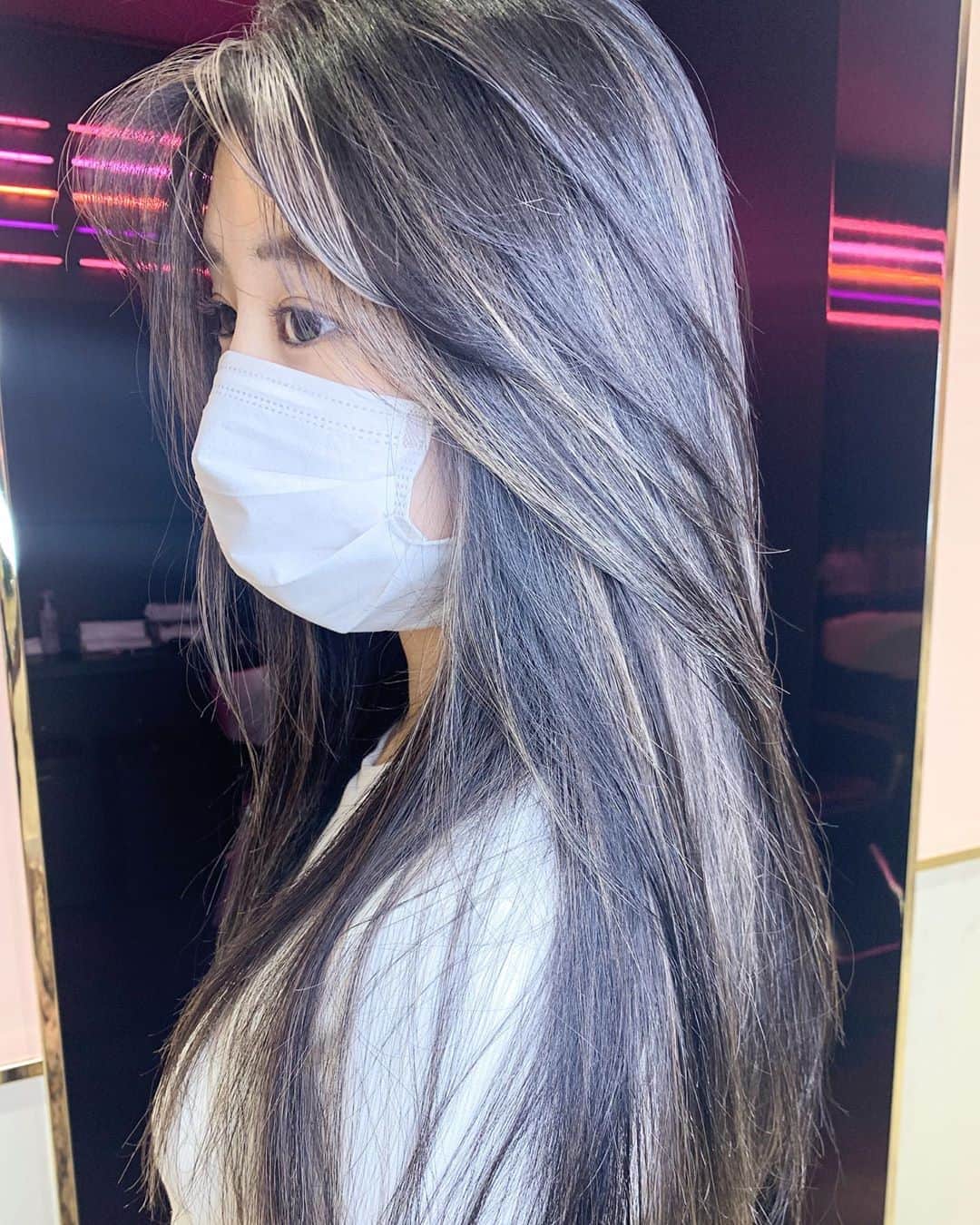 原涼香のインスタグラム：「𝐒𝐩𝐞𝐜𝐢𝐚𝐥 𝐡𝐢𝐠𝐡𝐥𝐢𝐠𝐡𝐭 🖤 韓国でもトレンドなハイライトシリーズ🦋 ㅤㅤㅤㅤㅤㅤㅤㅤㅤㅤㅤㅤㅤ」