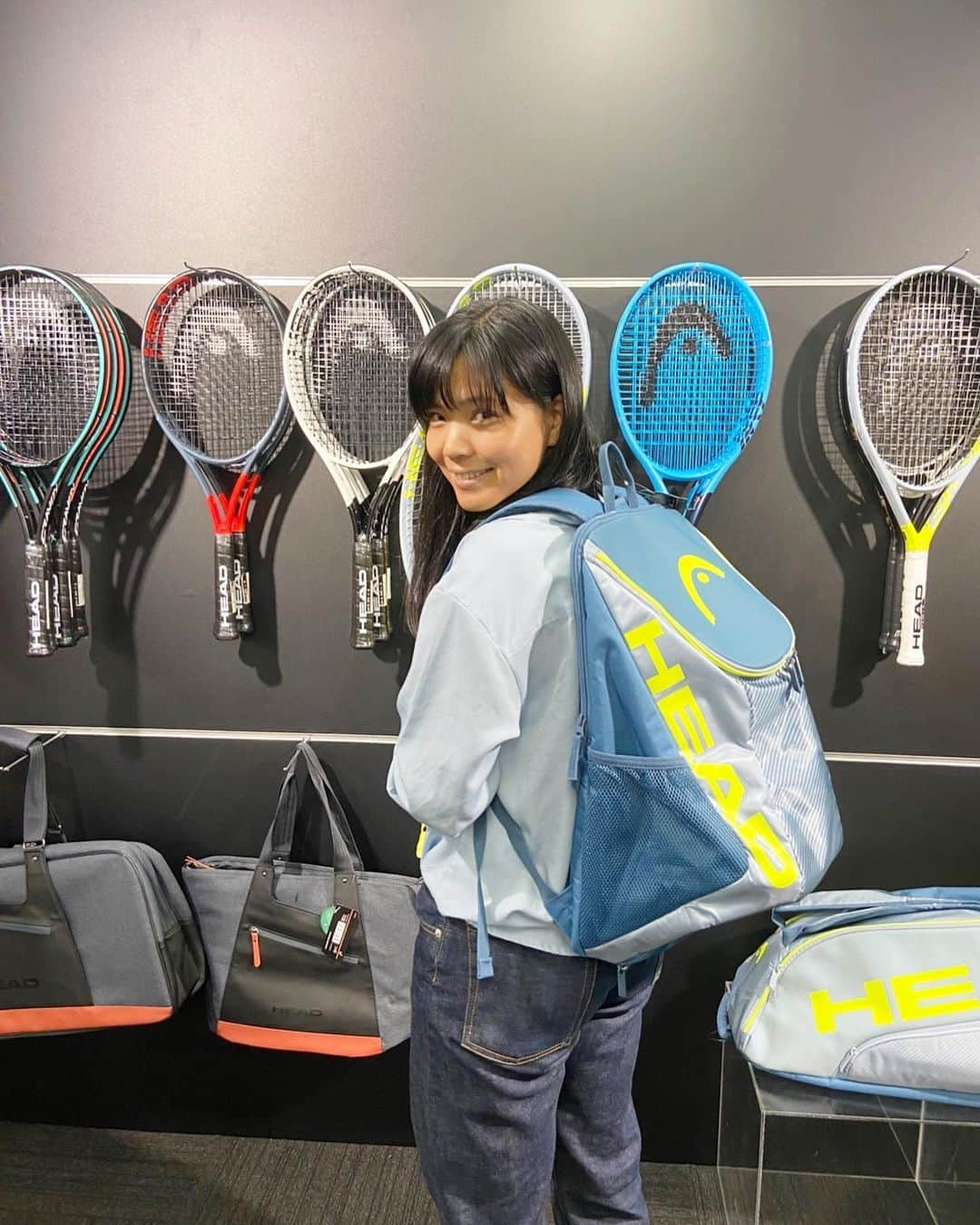 尾崎里紗さんのインスタグラム写真 - (尾崎里紗Instagram)「HEADのリュック✨﻿ ﻿ ﻿ ﻿ ﻿ #glico ﻿ #powerproduction ﻿ #head ﻿ #headtennis_official﻿ #teamhead ﻿ #asicstennis﻿ #teamasics ﻿ #imoveme﻿ #onitsukatiger ﻿ #株式会社タイド ﻿ #TIDE. ﻿ #gram3 ﻿ #グラムスリー ﻿ #tbc_aesthetic ﻿ #エステ ﻿ #エステティックtbc ﻿ #尾崎里紗 ﻿ #risaozaki ﻿ #tennis ﻿ #tennisplayer ﻿ #テニス ﻿ #fitness ﻿」7月29日 20時28分 - risaozaki410