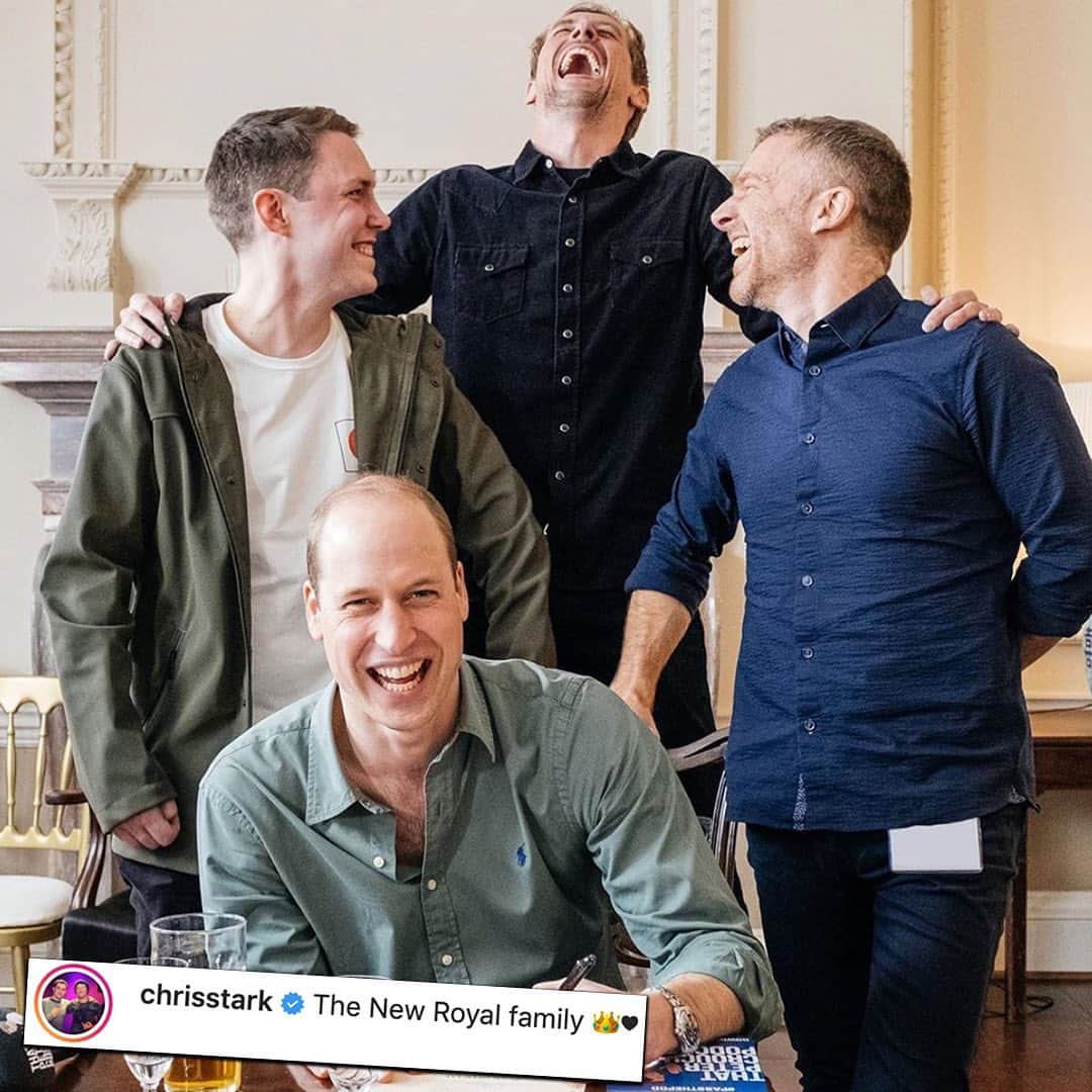 BBC Radioさんのインスタグラム写真 - (BBC RadioInstagram)「There’s a new guest on That Peter Crouch Podcast 👀 ⁣ ⁣ Peter, Chris and Tom visit Kensington Palace and speak to Prince William. Listen to the full episode on @bbcsounds」7月29日 20時34分 - bbcradio1