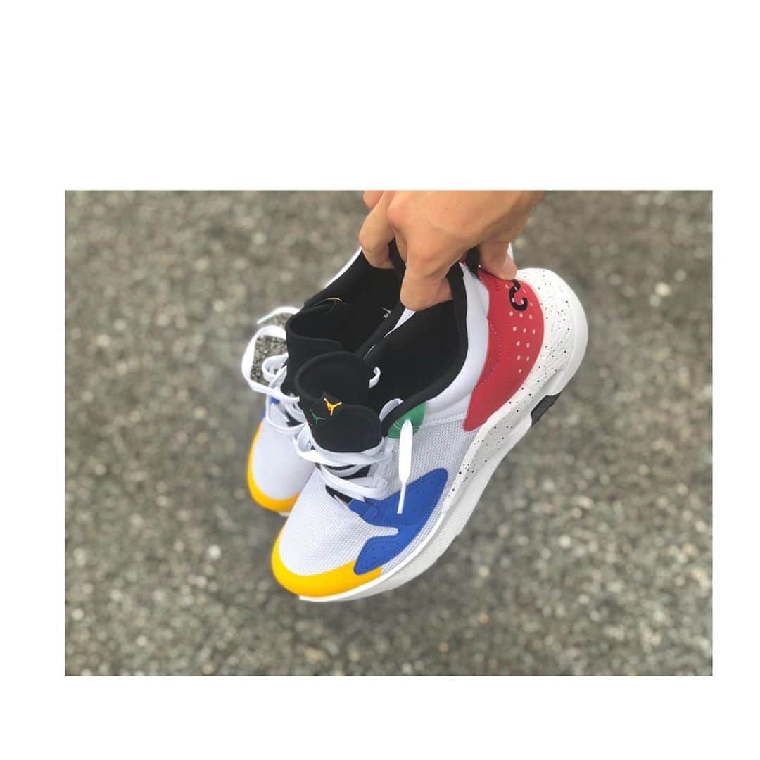 ベンドラメ礼生のインスタグラム：「2020.07.29  『🟥🟦🟨🟩』    @abcmart_grandstage  限定だよ。  #abcgs #JUMPMAN #aircadence」