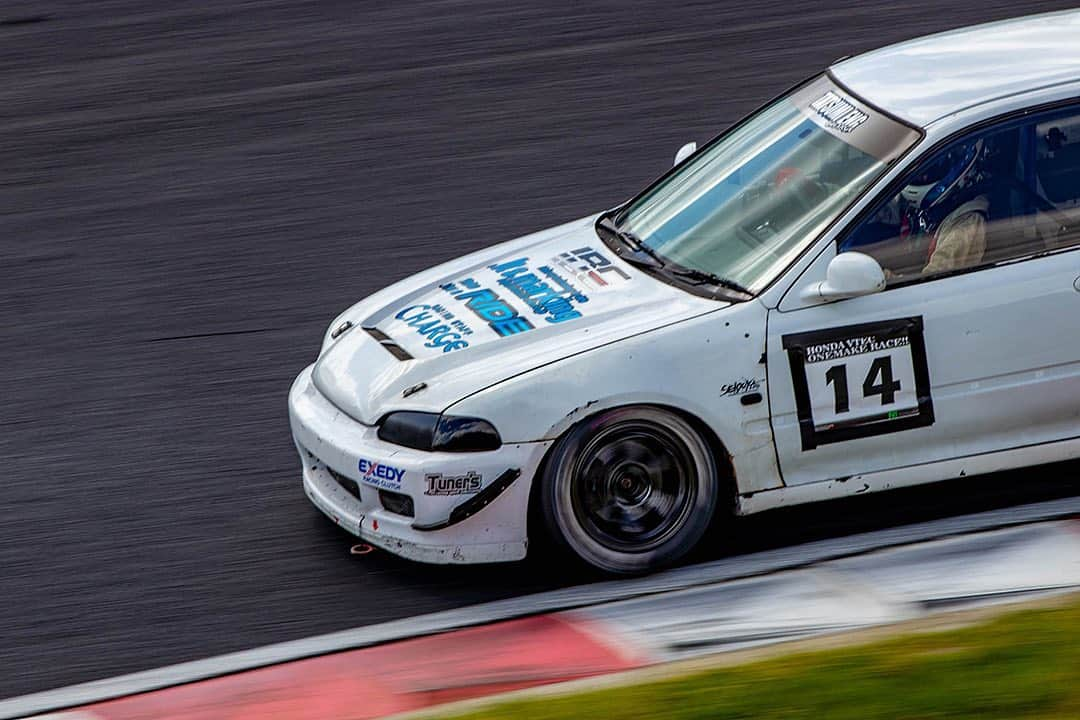 mistbahnさんのインスタグラム写真 - (mistbahnInstagram)「_ CHARGE Honda EG6 CIVIC _ _ Shot on May-24 2020 "HONDA VTEC ONE MAKE RACE 2020 Rd.2" organized by @zerofighterautocustom at Okayama International Circuit _ owner: @kazuchan48  photo: @mistbahn _ _ JP) 2020年5月24日 岡山国際サーキット、ゼロファイターさん( @zerofighterautocustom )主催「HONDA VTEC ONE MAKE RACE 2020 Rd.2」。 _ _ #hondavteconemakerace #ホンダvtecワンメイクレース #zerofighterautocustom #okayamainternationalcircuit #岡山国際サーキット #civic #hondacivic #ホンダシビック #シビック #ctr #acuractr #eg6 #egcivic #bseries #b16 #ridechargespecial #tasumieng #辰巳エンジ #制動屋 #osakajdm #kanjo #kanjostyle #kanjoracer #kanjozoku #trackcar #trackstance #trackspec #timeattack #timeattackjapan #hondasontrack」7月29日 21時24分 - mistbahn