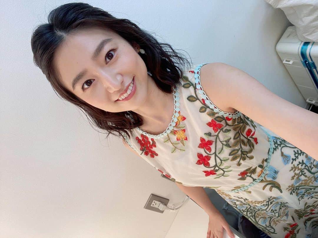 上野優花さんのインスタグラム写真 上野優花instagram 32歳の本厄を前に髪を切って厄落とし こんなに短いのは 安室ちゃんが産休でバッサリ切ったのを真似した小学生の時以来 その時はショックを受けるほど似合わなくて 安室ちゃんとは程遠くて