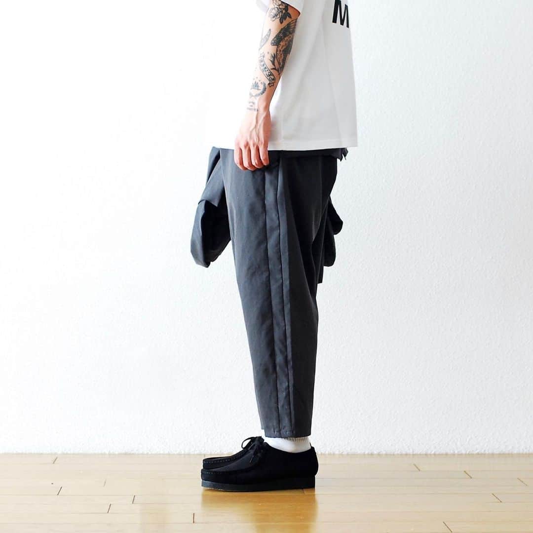 wonder_mountain_irieさんのインスタグラム写真 - (wonder_mountain_irieInstagram)「_ ［8/1 RELEASE!!］ alk phenix / アルクフェニックス "noren pants /tech-nel" ¥35,200- _ 〈online store / @digital_mountain〉 https://www.digital-mountain.net/shopdetail/000000011978/ _ 【オンラインストア#DigitalMountain へのご注文】 *24時間受付 *15時までのご注文で即日発送 *1万円以上ご購入で、送料無料 tel：084-973-8204 _ We can send your order overseas. Accepted payment method is by PayPal or credit card only. (AMEX is not accepted)  Ordering procedure details can be found here. >>http://www.digital-mountain.net/html/page56.html  _ #alkphenix #アルクフェニックス  _ 本店：#WonderMountain  blog>> http://wm.digital-mountain.info _ 〒720-0044  広島県福山市笠岡町4-18  JR 「#福山駅」より徒歩10分 #ワンダーマウンテン #japan #hiroshima #福山 #福山市 #尾道 #倉敷 #鞆の浦 近く _ 系列店：@hacbywondermountain _」7月29日 22時02分 - wonder_mountain_