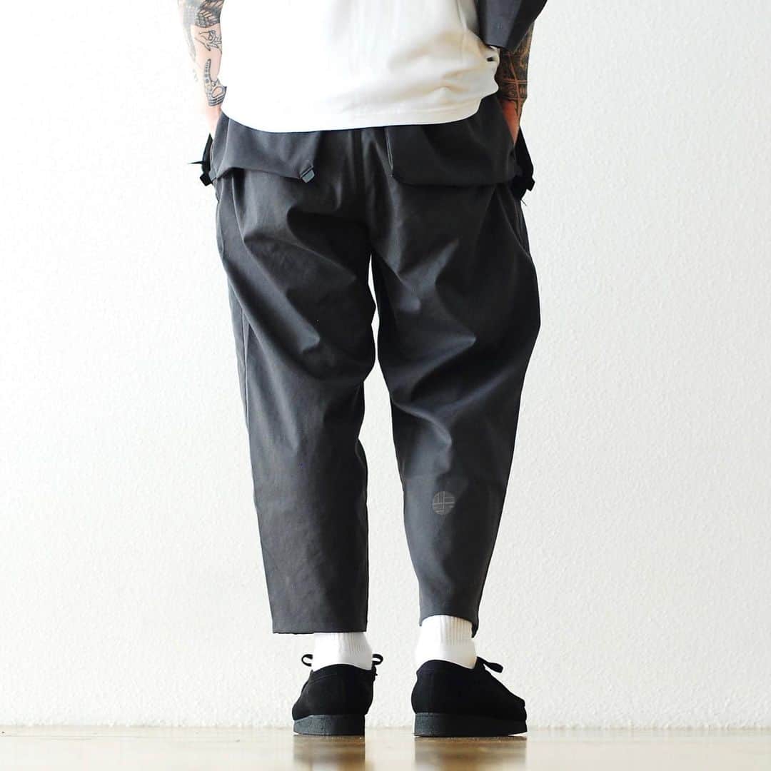 wonder_mountain_irieさんのインスタグラム写真 - (wonder_mountain_irieInstagram)「_ ［8/1 RELEASE!!］ alk phenix / アルクフェニックス "noren pants /tech-nel" ¥35,200- _ 〈online store / @digital_mountain〉 https://www.digital-mountain.net/shopdetail/000000011978/ _ 【オンラインストア#DigitalMountain へのご注文】 *24時間受付 *15時までのご注文で即日発送 *1万円以上ご購入で、送料無料 tel：084-973-8204 _ We can send your order overseas. Accepted payment method is by PayPal or credit card only. (AMEX is not accepted)  Ordering procedure details can be found here. >>http://www.digital-mountain.net/html/page56.html  _ #alkphenix #アルクフェニックス  _ 本店：#WonderMountain  blog>> http://wm.digital-mountain.info _ 〒720-0044  広島県福山市笠岡町4-18  JR 「#福山駅」より徒歩10分 #ワンダーマウンテン #japan #hiroshima #福山 #福山市 #尾道 #倉敷 #鞆の浦 近く _ 系列店：@hacbywondermountain _」7月29日 22時02分 - wonder_mountain_