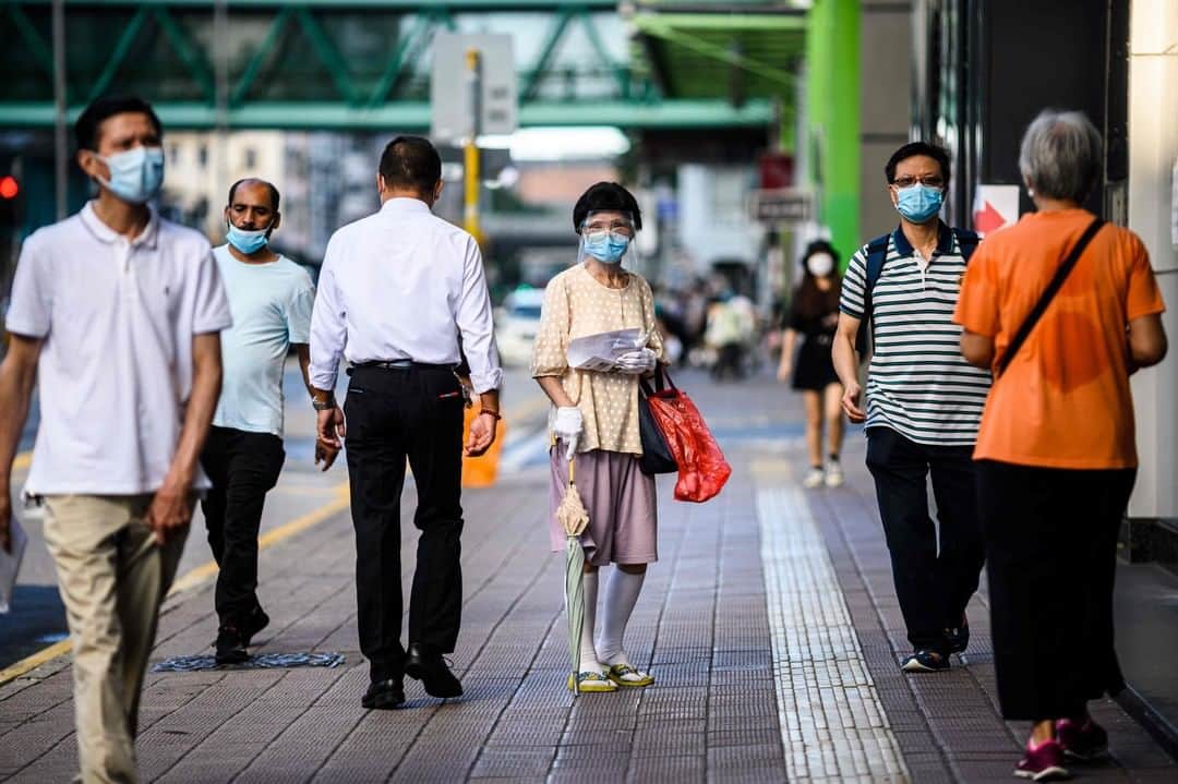 NBC Newsさんのインスタグラム写真 - (NBC NewsInstagram)「Hong Kong is on the verge of a significant coronavirus outbreak, the city's chief executive Carrie Lam warns.⁠ ⁠ “We are on the verge of a large-scale community outbreak, which may lead to a collapse of our hospital system and cost lives, especially of the elderly,” Lam said in a video message Tuesday. “What we need now is your cooperation.”⁠ ⁠ Read more at the link in our bio.⁠ ⁠ 📷 Anthony Wallace / @afpphoto」7月29日 22時08分 - nbcnews