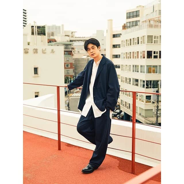 井之脇海さんのインスタグラム写真 - (井之脇海Instagram)「発売中の UOMO 9月号に掲載されています。  久しぶりの雑誌の取材で、好きな洋服を着られて嬉しかったです。  是非読んでみてね🙋‍♂️  #UOMO #コモリ」7月29日 22時10分 - kai_inowaki