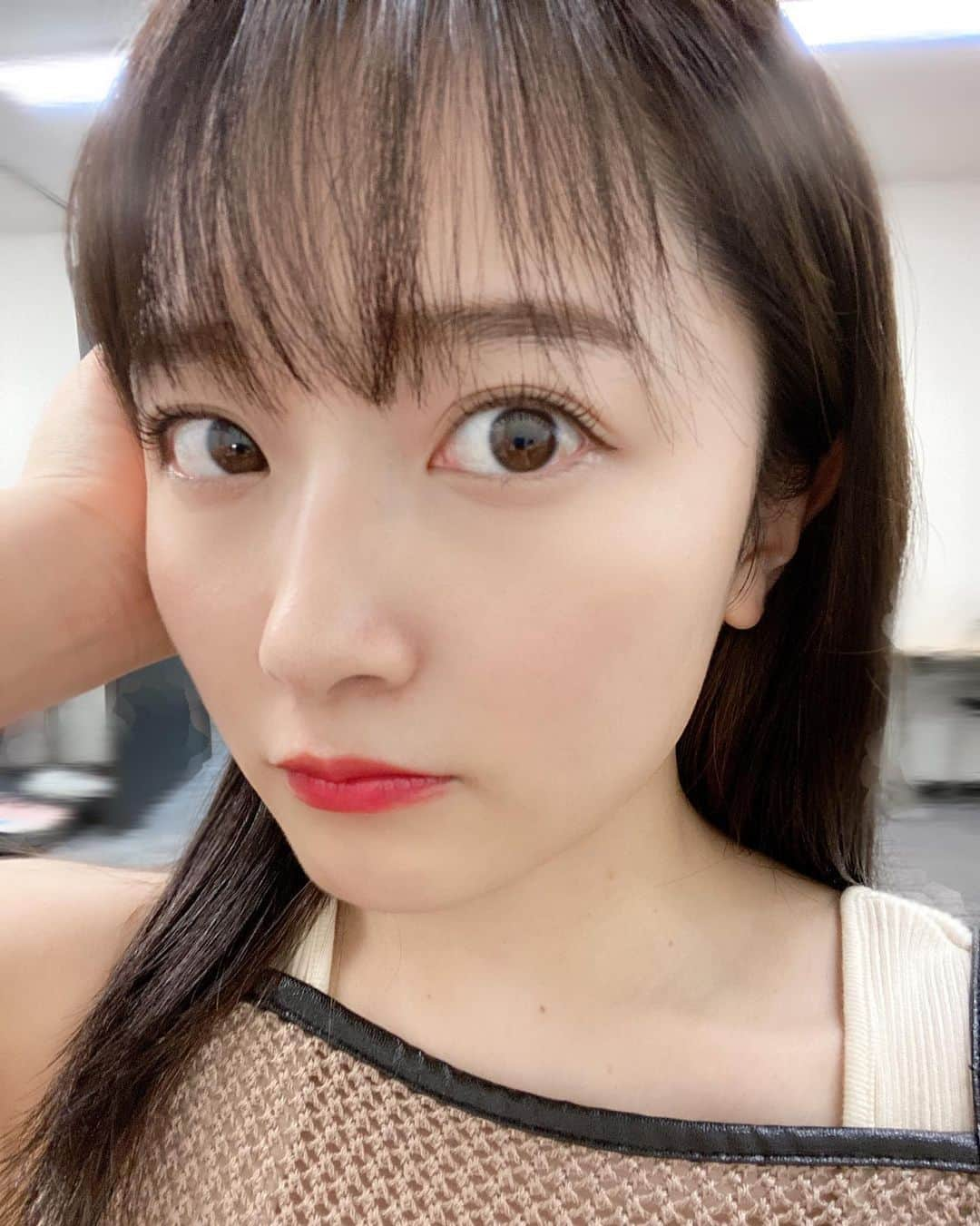 森戸知沙希さんのインスタグラム写真 - (森戸知沙希Instagram)「まつげ冴えてる🥺 　　　　　　 　　　　　　　　 　　　　　　 　　　　　　　　　　  何もしてないときはナチュラルで、ビューラーしても綺麗に上がります💗 #morningmusume20  #モーニング娘20  #森戸知沙希  #まつげ事情  #まつげパーマ」7月29日 22時20分 - chisaki__morito.official