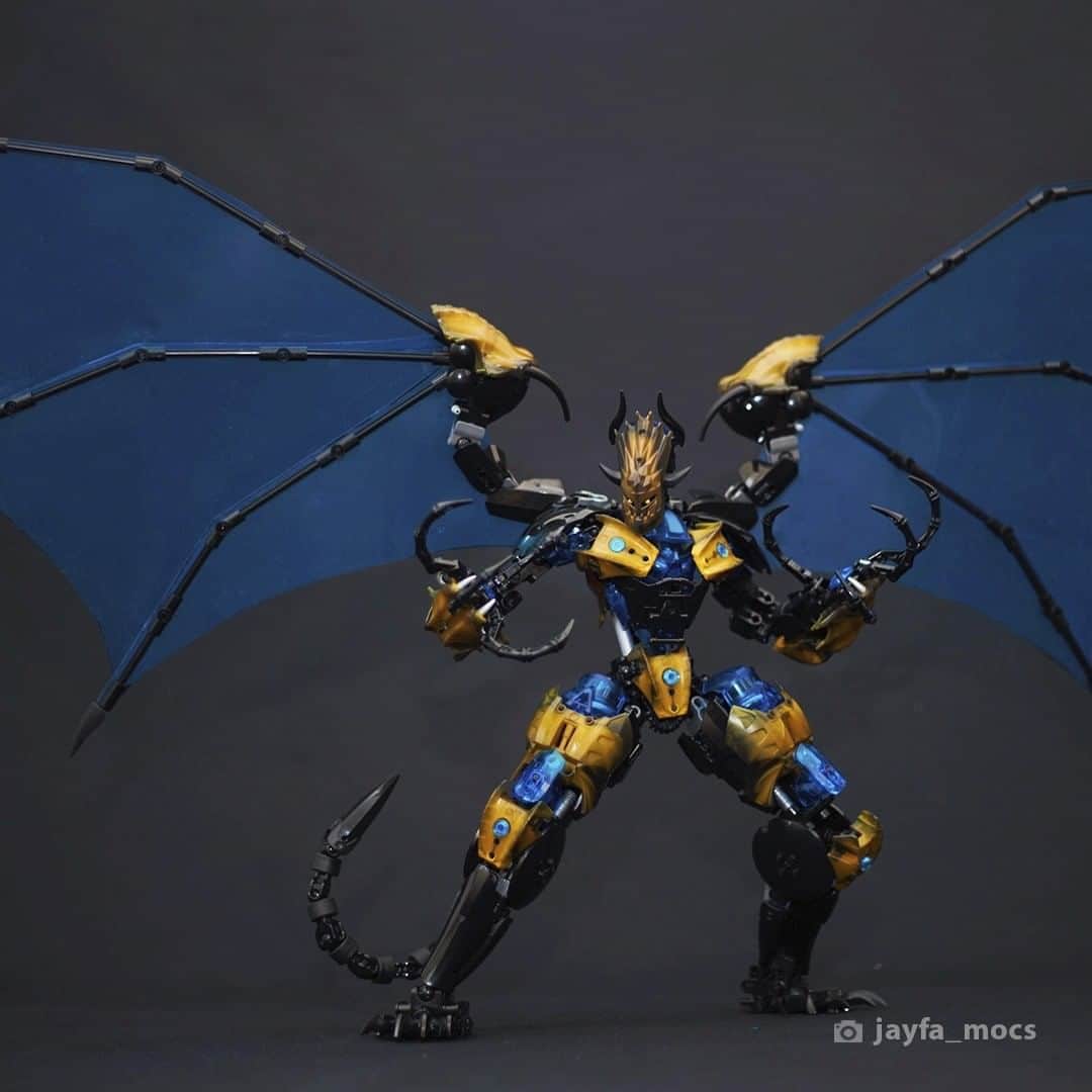 LEGOさんのインスタグラム写真 - (LEGOInstagram)「Check out these super scary mythical creature builds! 🐉  📸 @jayfa_mocs  #LEGO #LEGOPhotography #AFOL」7月29日 23時00分 - lego
