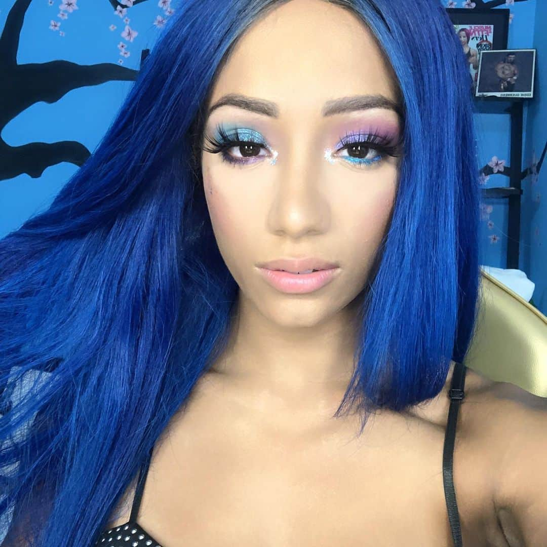 サシャ・バンクスさんのインスタグラム写真 - (サシャ・バンクスInstagram)「inspired to inspire⭐️  Inspiration @elisetheminiboss 💙 Make up @hudabeauty Mercury retrograde 🌎 #ThankYouDream #ThankYouEddie #ThankyouVince #makeup #2beltzbanks」7月29日 23時14分 - themercedesvarnado