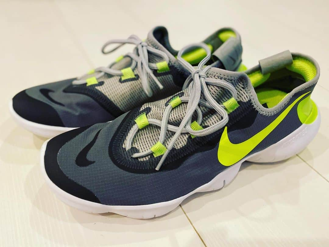 今井翼さんのインスタグラム写真 - (今井翼Instagram)「またまた  イエローグラデ  #NIKE #ランニングシューズ #走りたい #走るぞー #イエローグラデ好き  #イエロー今井」7月29日 23時15分 - tsubasaimai_official