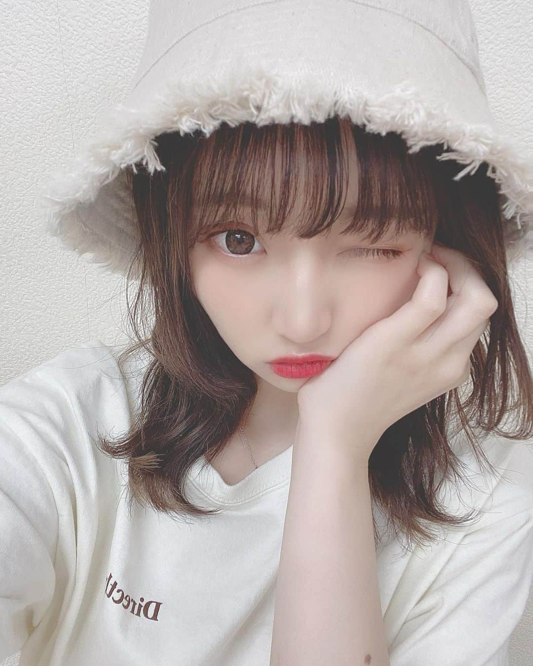 星野麻里愛さんのインスタグラム写真 - (星野麻里愛Instagram)「ちょっとバケハ女子極めようと思います  #バケットハット #バケハ #バケハ女子#ミディアムヘア」7月29日 23時12分 - maria.pink28