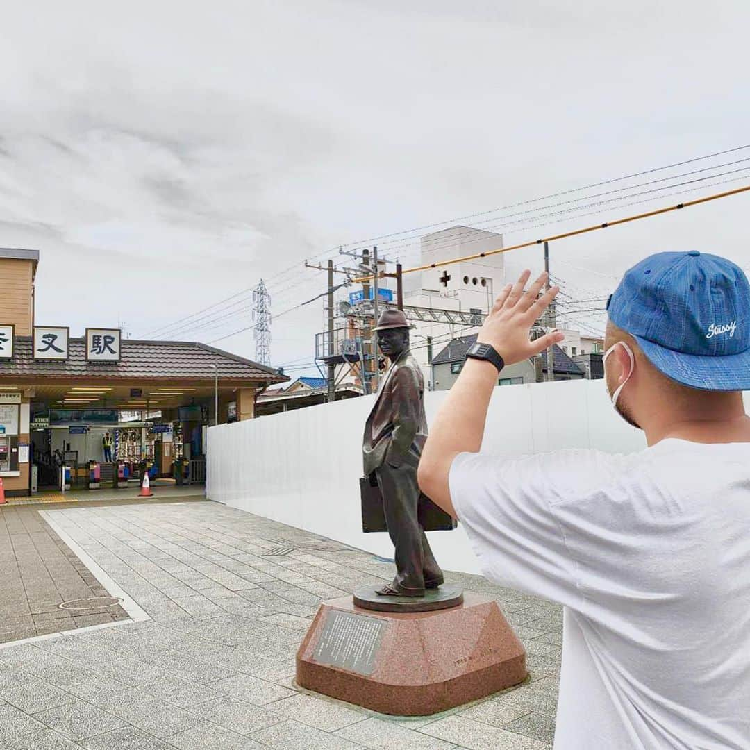 長谷川俊輔（クマムシ）さんのインスタグラム写真 - (長谷川俊輔（クマムシ）Instagram)「寅さん中岡さん長谷川ちん  #寅さん #今あなたが #この時代に #生きていたら #何と #言っているのですか #多分 #そういう #難しいことは #聞くなって #言ったろう #風の吹くまま気の向くまま  #ってやつよ #なんて言うのかなぁ  #葛飾 #柴又 #また行こう」7月29日 23時26分 - haseman80000000