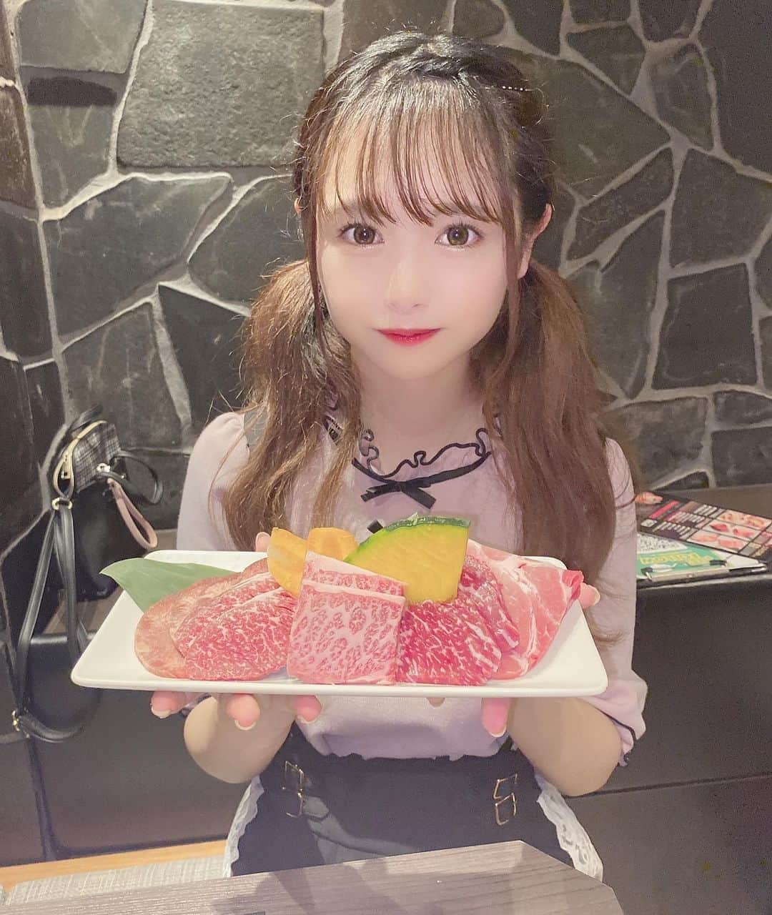 のインスタグラム：「#肉の日　です」