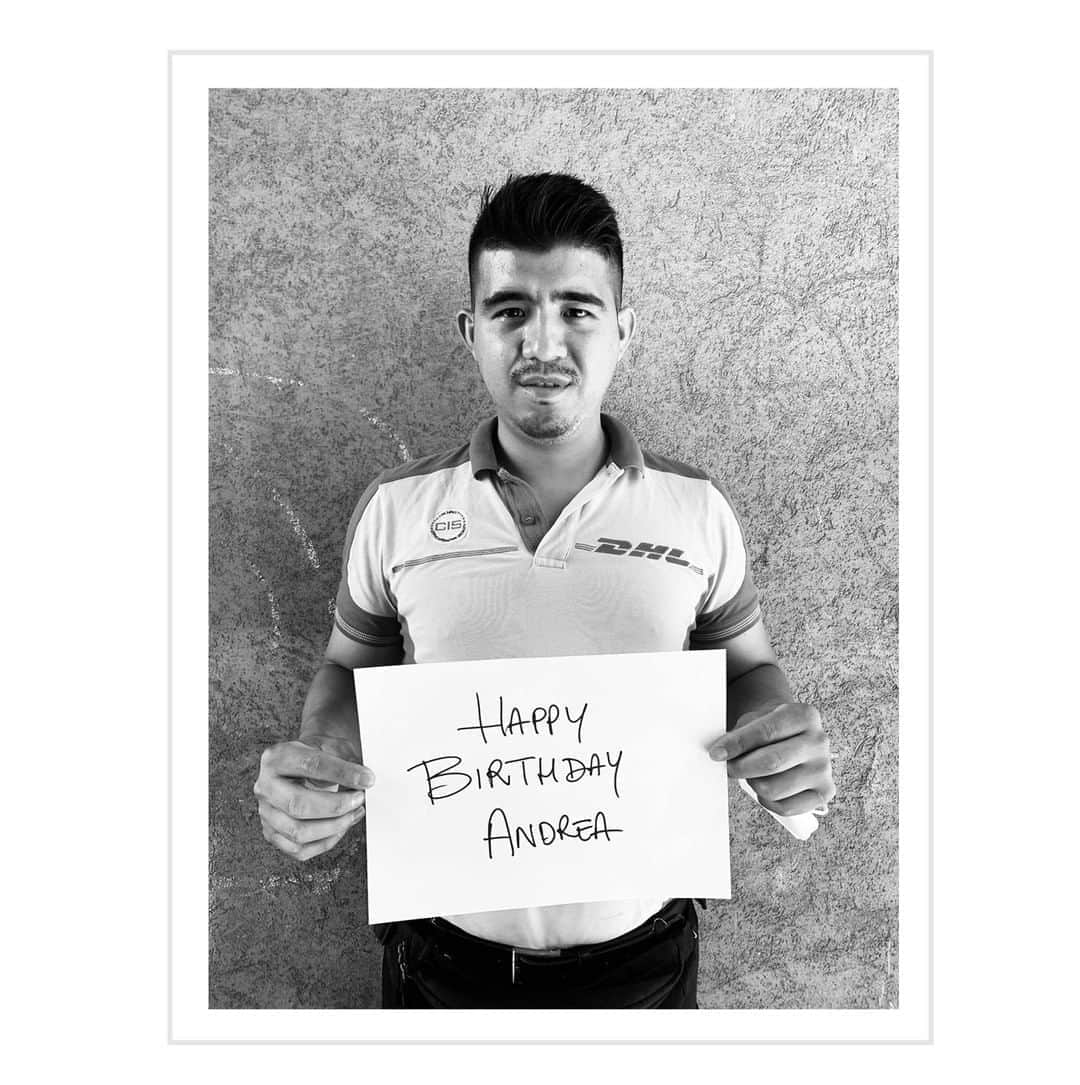 アンドレアポンピリオのインスタグラム：「HAPPY BIRTHDAY ANDREA!! 🎂  THANK YOU ❤️  Christian Giulia Brian Erika Soo Mauro Neon  #andreapompilio  #lovemeforeverornever  #APBIRTHDAY」