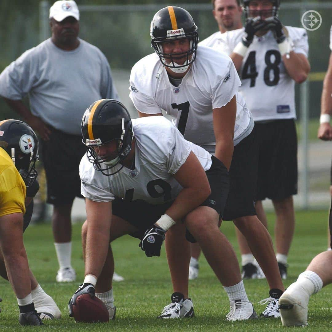 ピッツバーグ・スティーラーズさんのインスタグラム写真 - (ピッツバーグ・スティーラーズInstagram)「📸 from the 1️⃣st #SteelersCamp for Ben in 2004! #BensDay」7月30日 0時00分 - steelers