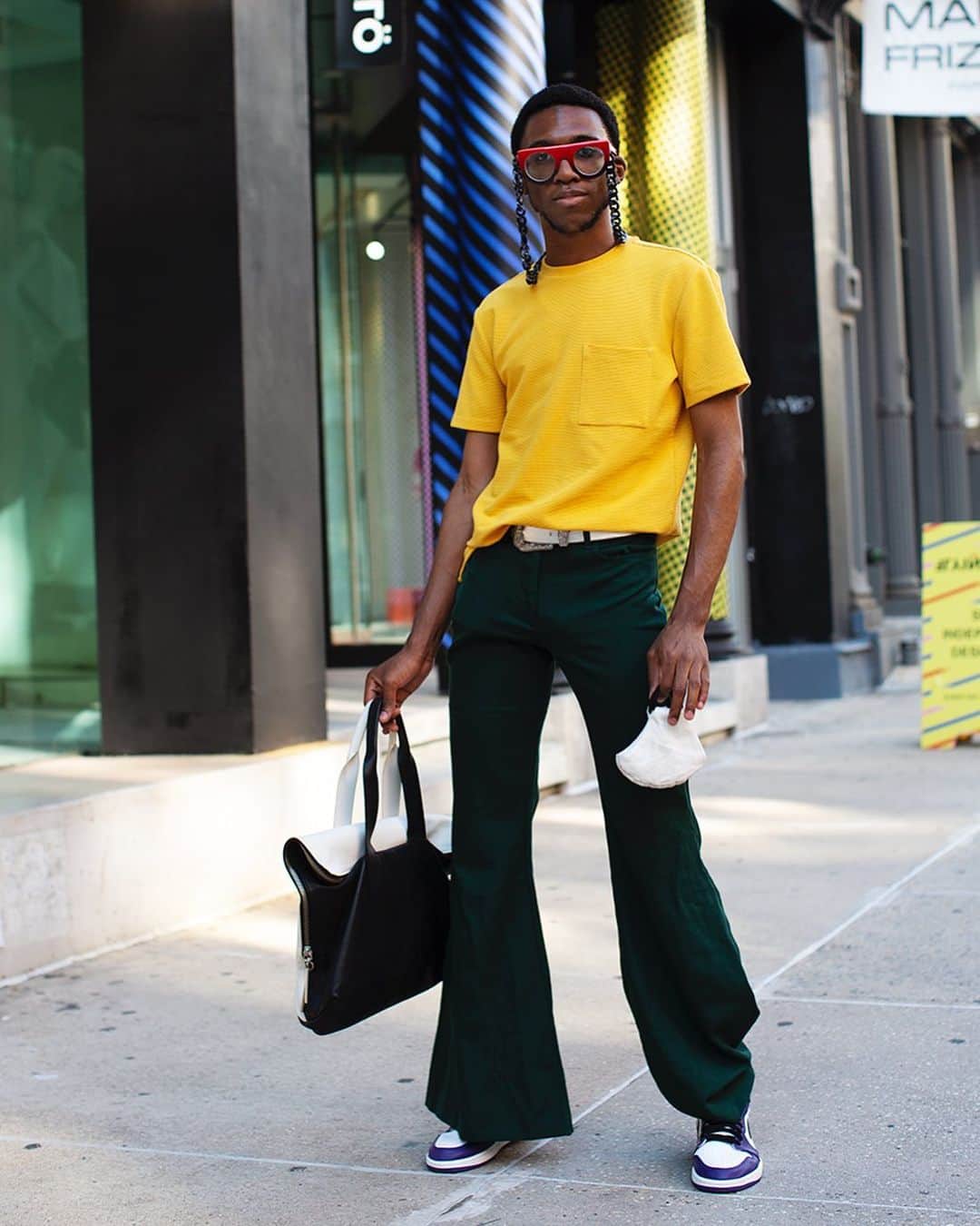 のインスタグラム：「West Broadway, New York City! Reminds me of a  @maisonvalentino collection for a few years ago! Chic!」