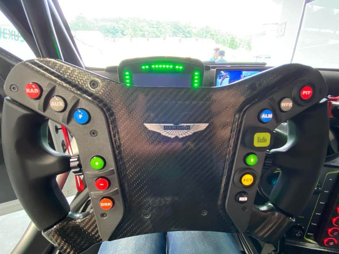 織戸学さんのインスタグラム写真 - (織戸学Instagram)「D.station racing Aston GT4」7月30日 10時13分 - maxorido