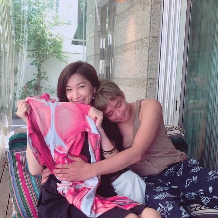 のインスタグラム：「滅多に人に興味を持たない僕が 唯一尊敬するセラピスト村井美紀さん！ #オキシトシン#幸せホルモン #japanmld代表#品川サロン」