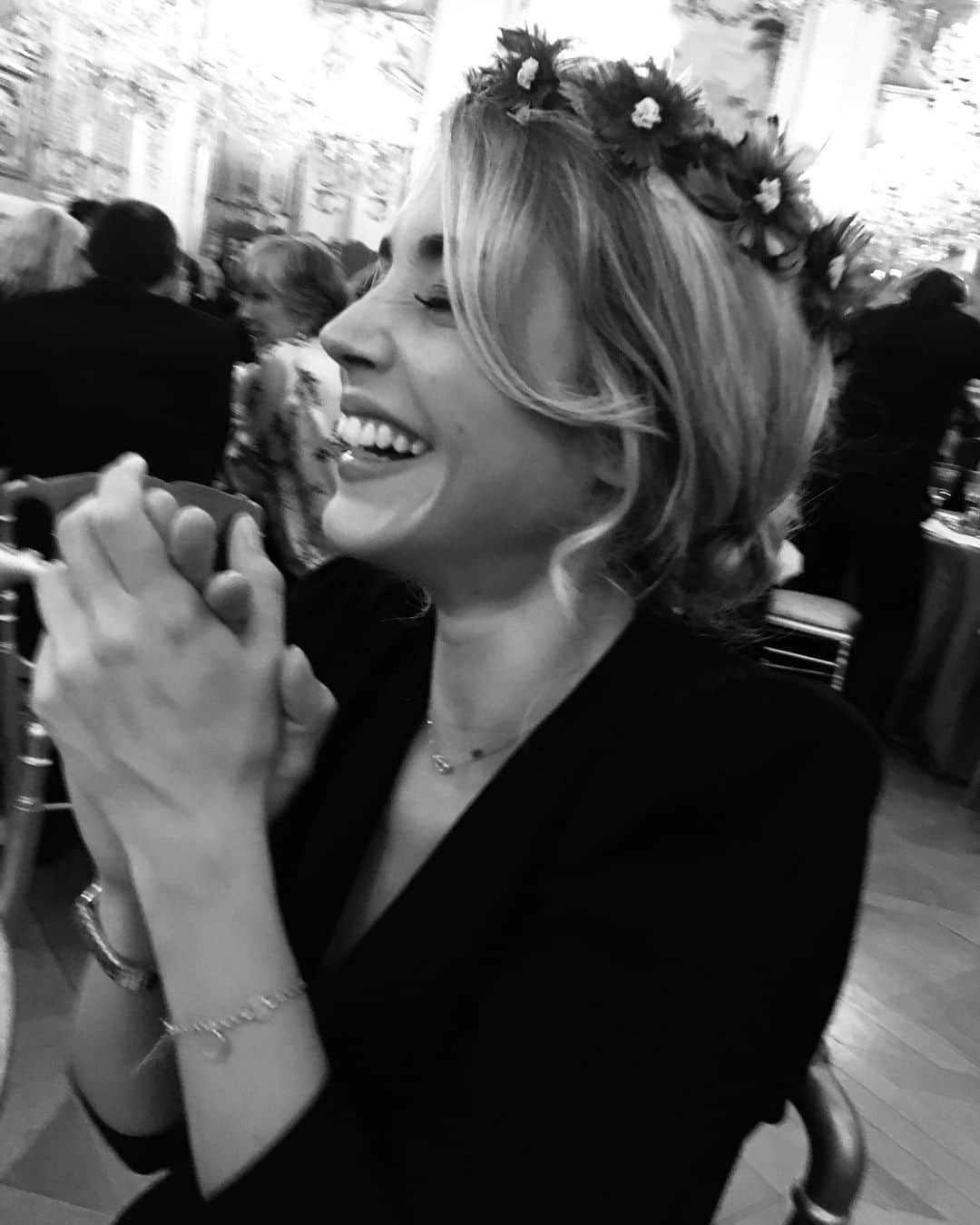 アリス・アイザズさんのインスタグラム写真 - (アリス・アイザズInstagram)「#challengeaccepted #womensupportingwomen 💪🏻」7月30日 4時09分 - aliceisaaz