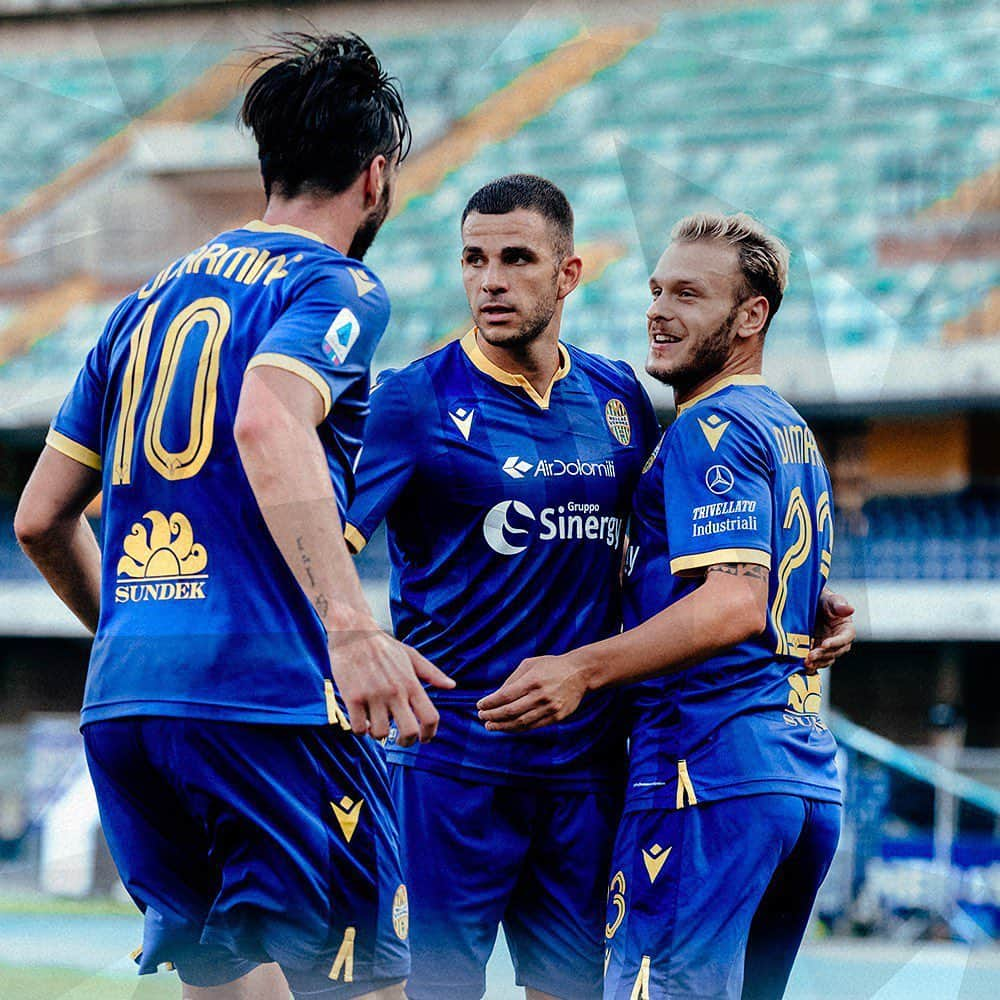 エラス・ヴェローナFCさんのインスタグラム写真 - (エラス・ヴェローナFCInstagram)「TOP 🔟 ASSICURATA 🤙🟡🔵  #DaiVerona #VeronaSPAL #SerieATIM」7月30日 5時25分 - hellasveronafc