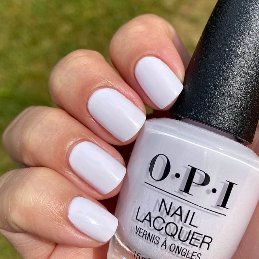 OPIさんのインスタグラム写真 - (OPIInstagram)「Drop a 💅 if you think you can never go wrong with a neutral shade 🙋 @mylacqueredlife  Shade: #HueIsTheArtist   #OPIObsessed #ColorIsTheAnswer #NOTD #NailSwag #NailsOfInstagram #NailsOnFleek #NailPolish #Nails #OPI」7月30日 7時48分 - opi