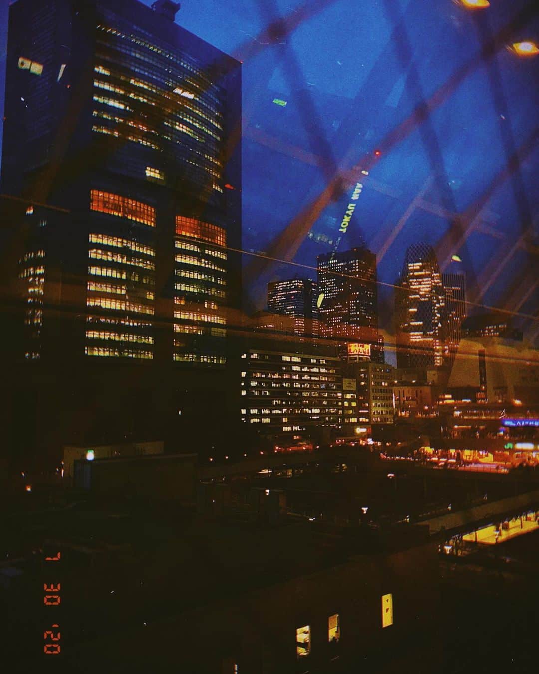 奥村佳恵のインスタグラム：「🗼🇯🇵 #スケリグ #紀伊國屋サザンシアター」