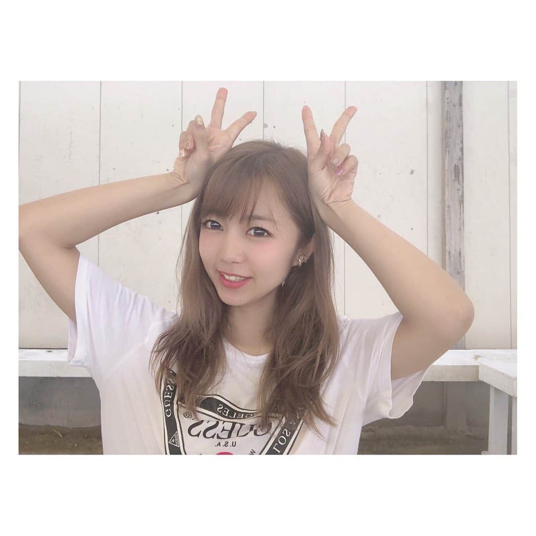 のインスタグラム：「毎日楽しくね✌︎❤︎ ・ って皆んなに、自分にも！ #最近好きなポーズ」