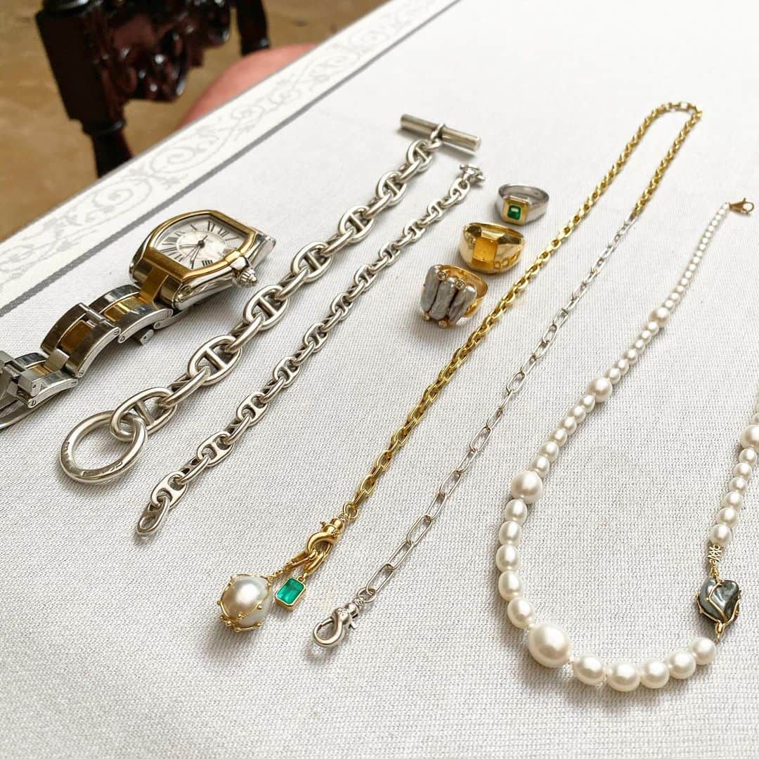 稲木ジョージのインスタグラム：「Watches and jewelries are my 🔥😚💕」