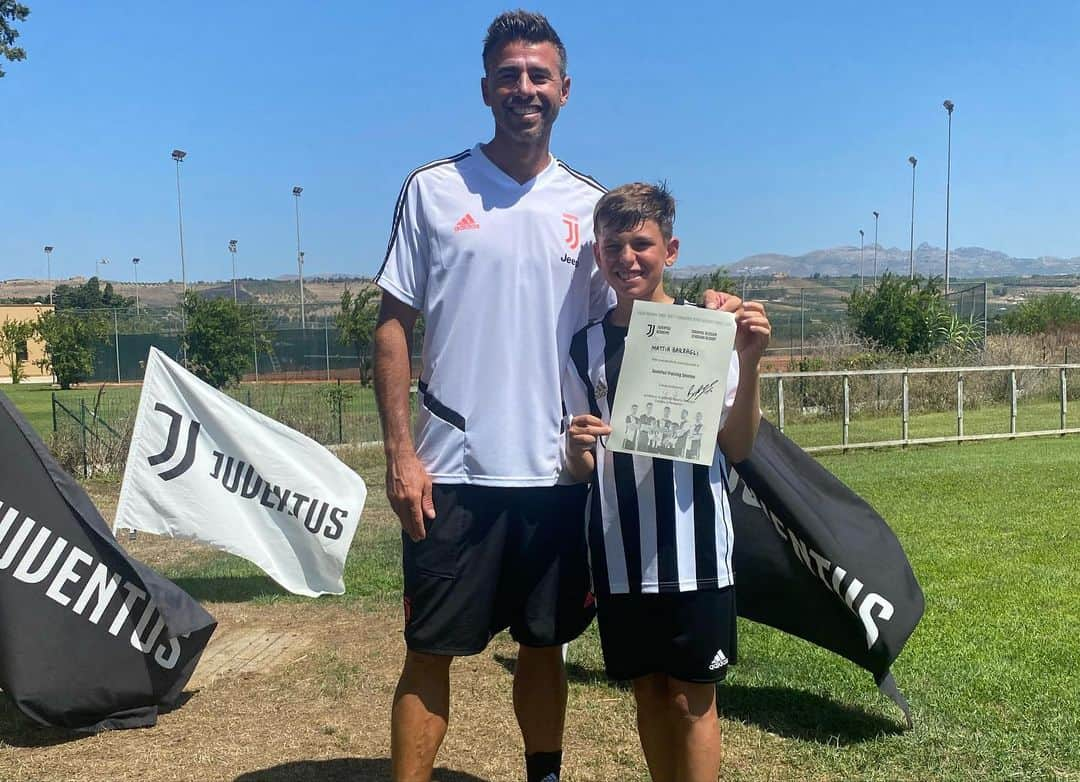 アンドレア・バルツァッリさんのインスタグラム写真 - (アンドレア・バルツァッリInstagram)「Bella esperienza con Juventus Academy al @verduraresortsicily」7月30日 20時40分 - andreabarzagli15