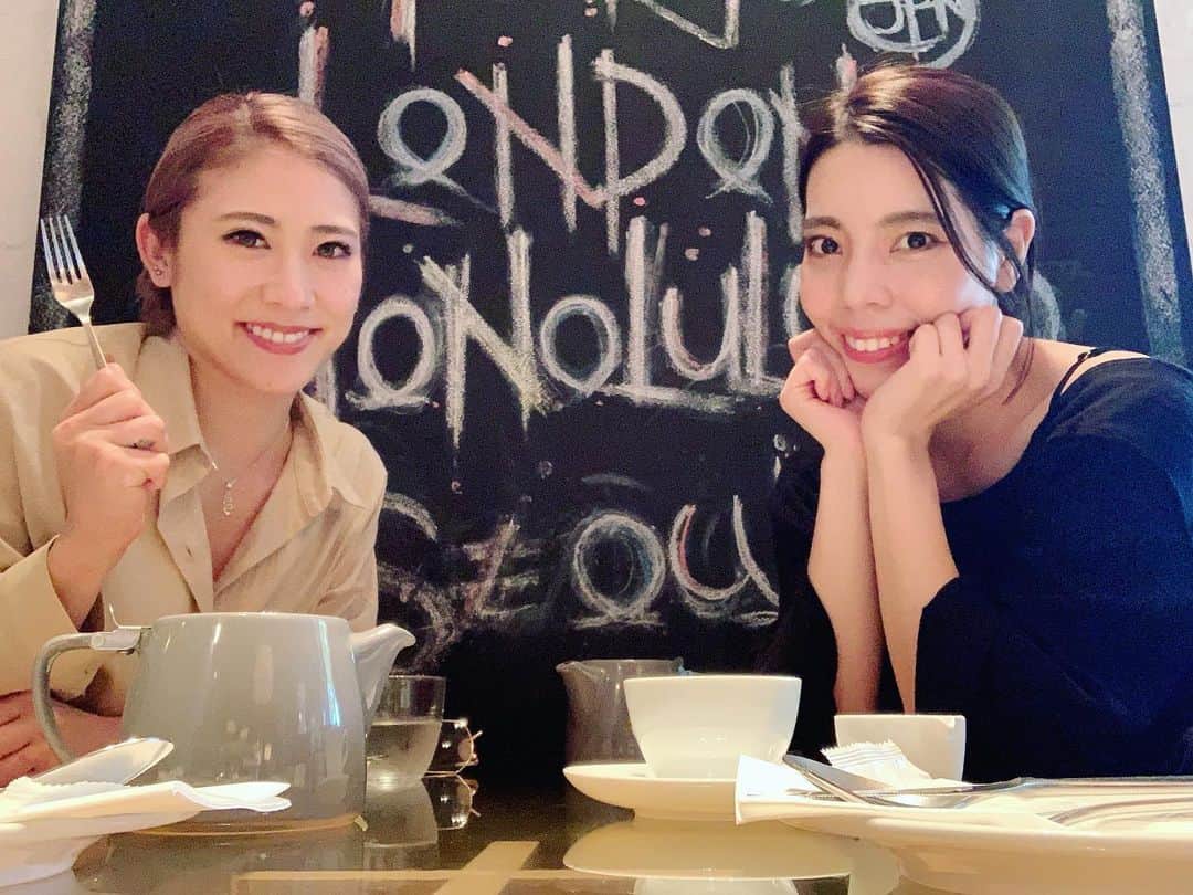 Kumiのインスタグラム：「. #くみらいむ . #腐れ縁　#何回も喧嘩してる　#でも結局戻る　#2人とも #大人になりました 笑 . #kumiの休日 #カフェ巡り #カフェ」