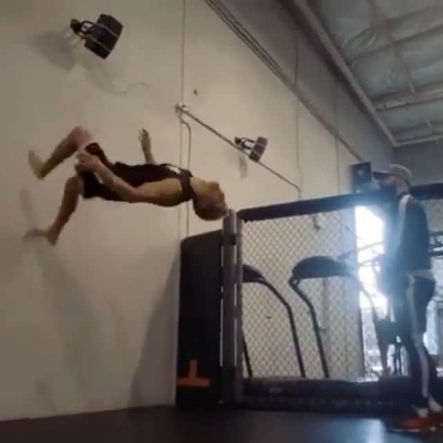セージ・ノースカットのインスタグラム：「Repost @onechampionship #TFW ONE: NO SURRENDER is almost here! 🙌 @supersagenorthcutt #NoSurrender   How to watch ONE: NO SURRENDER on 31 July Link in bio 👉 @onechampionship」