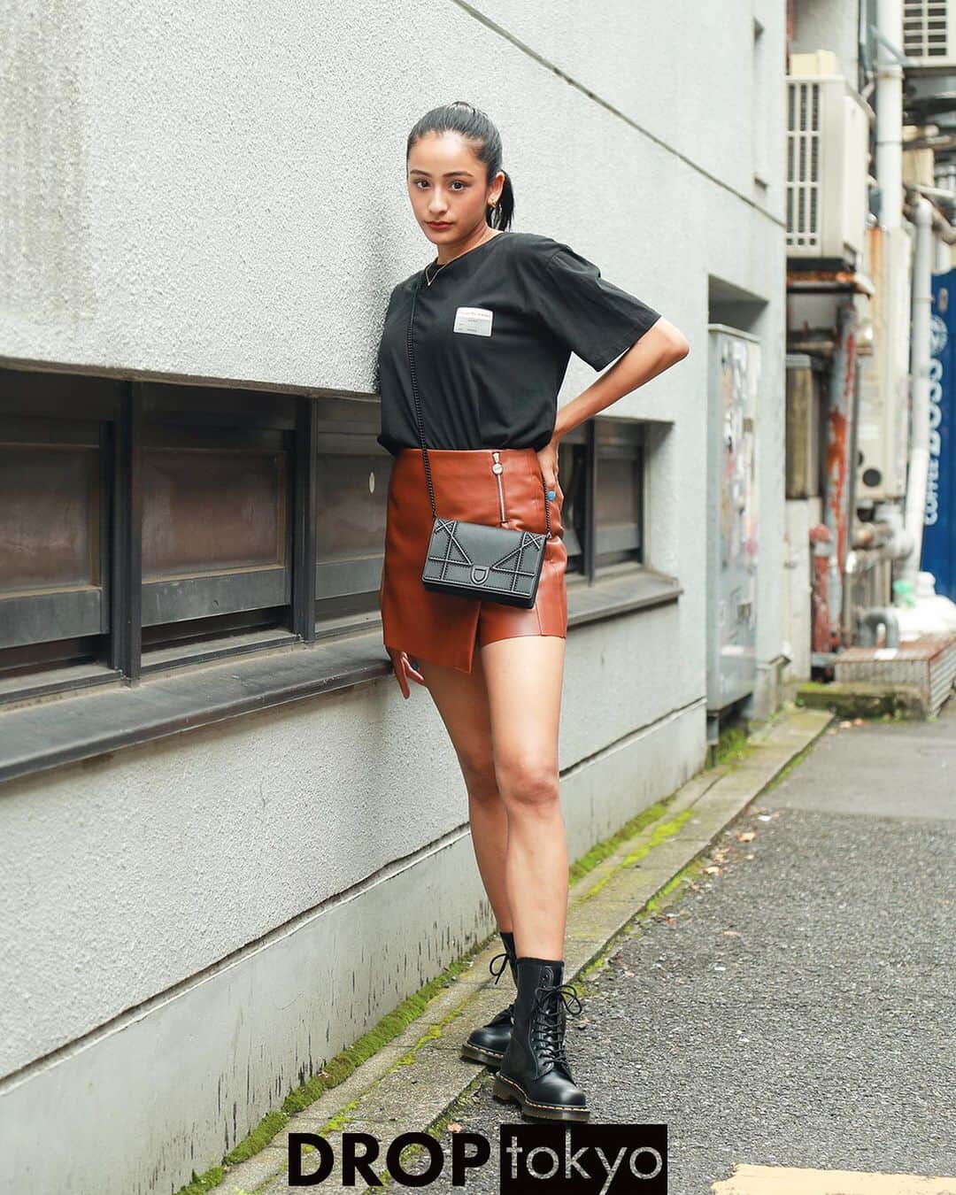 Droptokyoさんのインスタグラム写真 - (DroptokyoInstagram)「TOKYO STREET STYLES  #streetstyle#droptokyo#tokyo#japan#streetscene#streetfashion#streetwear#streetculture#fashion#ストリートファッション#fashion#コーディネート#omotesando#shibuya#harajuku#tokyofashion#japanfashion Photography: @abeasamidesu @yuri_horie_ @keimons」7月30日 12時08分 - drop_tokyo