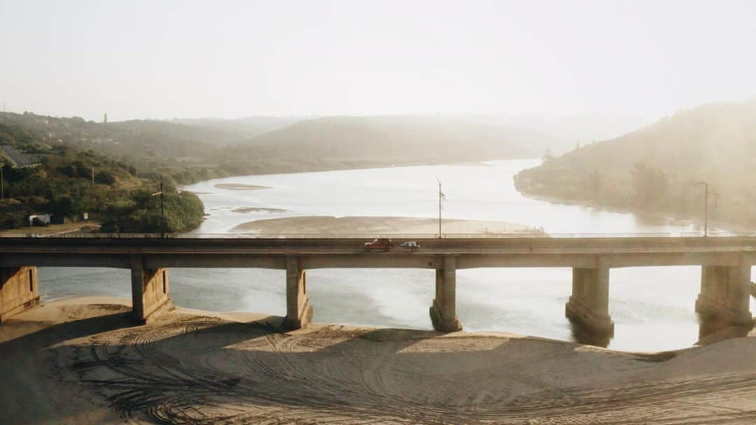 ジョーディ・スミスさんのインスタグラム写真 - (ジョーディ・スミスInstagram)「Adventures in my own back yard with @jeep_southafrica and @redbullza  I haven’t had a full winter at home in almost 13 years and I couldn’t have gotten luckier to be stuck at home during this one, best I can remember. I’ve got a few exciting projects in the works, stay tuned. 🤙🏼 #adventure #jeepwrangler」7月30日 12時20分 - jordysmith88