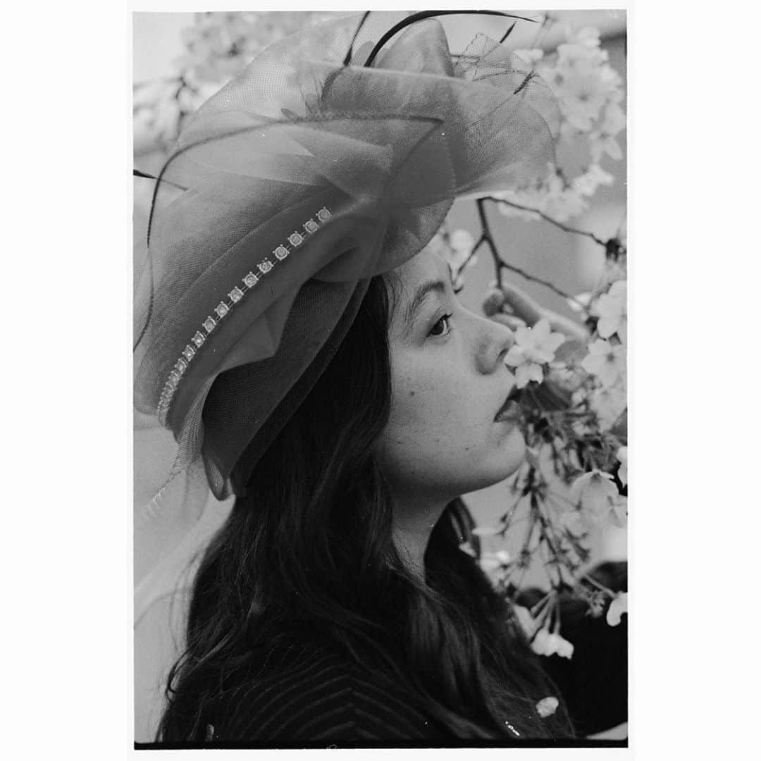 エモン・久瑠美のインスタグラム：「challenge accepted ❤️ thank you @shiolikutsuna for the nomination ❤️ #womensupportingwomen」