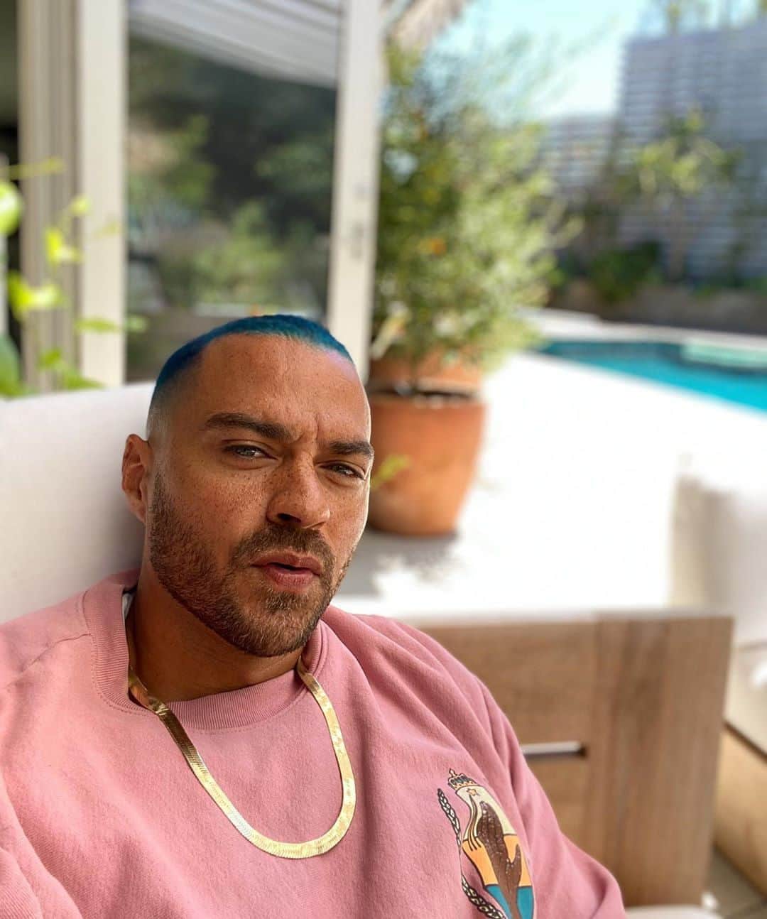 E! Onlineさんのインスタグラム写真 - (E! OnlineInstagram)「Jackson Avery, M.D just called a Code Blue. (📷: @ijessewilliams)」7月30日 12時45分 - enews