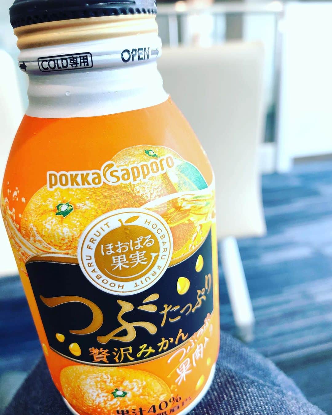 鶴久政治のインスタグラム：「水分補給」