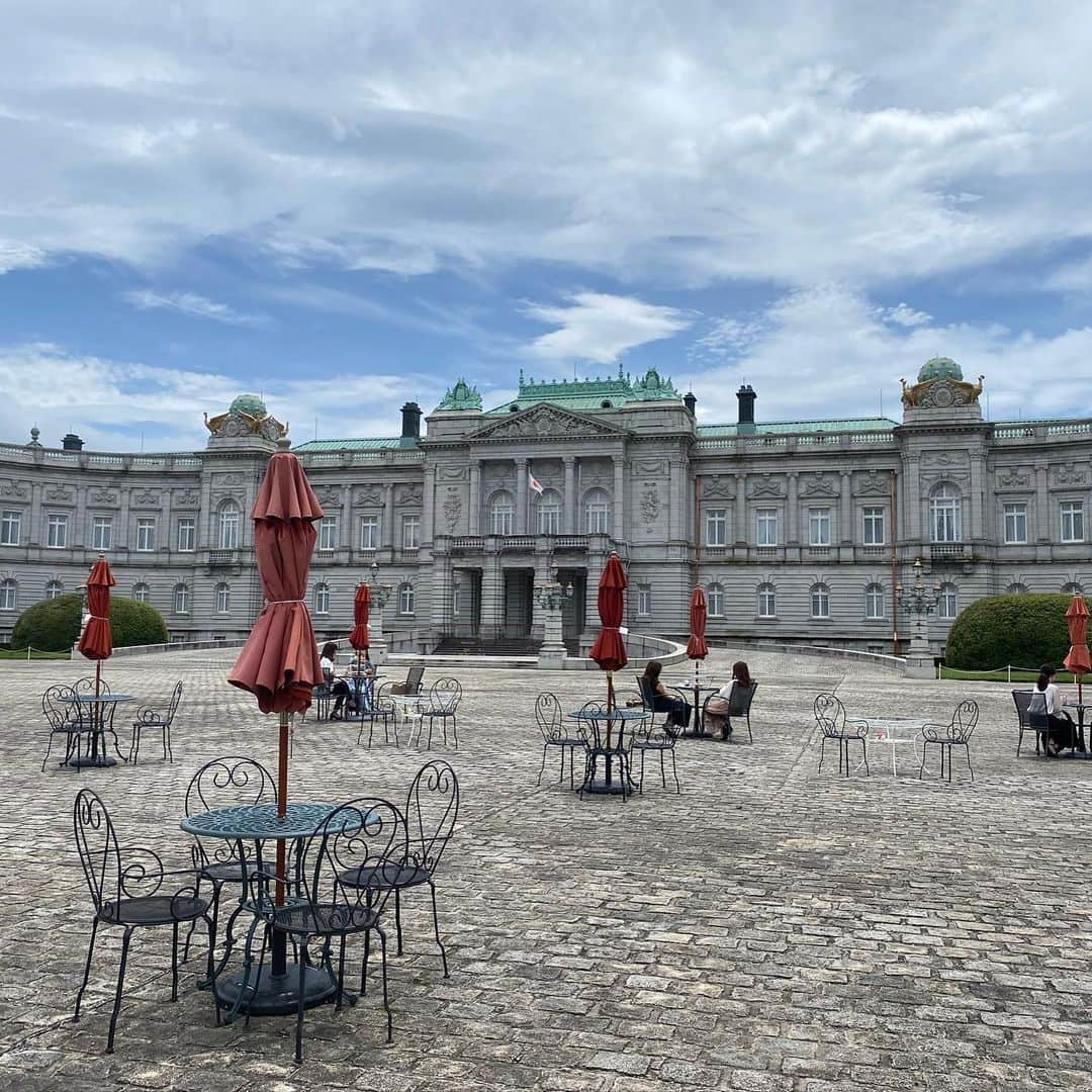 のインスタグラム：「迎賓館赤坂離宮 迎賓館和風別館游心亭 見学。 建物内は撮影NGですが、とても満足。是非肉眼で。かなり綺麗です。  東京生まれ東京育ちの私ですが、はじめてきました。これは穴場かも。  #迎賓館赤坂離宮  #游心亭  #四谷  #コモレ四谷」