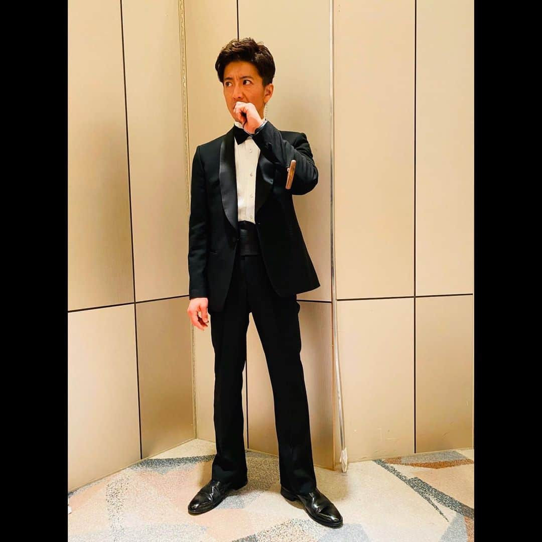 木村拓哉さんのインスタグラム写真 - (木村拓哉Instagram)「﻿ ﻿ 「本当に長い間の向き合いになった作品でした。今まで経験した事の無い対策、対応が求められた現場でしたが、スタッフの皆さんも、キャストの皆んなも、全力で本気で撮影してくれました‼︎ 今夜、BG最終回。﻿ 是非受け取って下さい‼︎」﻿ ﻿ STAY SAFE‼︎﻿ ﻿ 拓哉﻿ #木村拓哉#TakuyaKimura」7月30日 14時53分 - takuya.kimura_tak