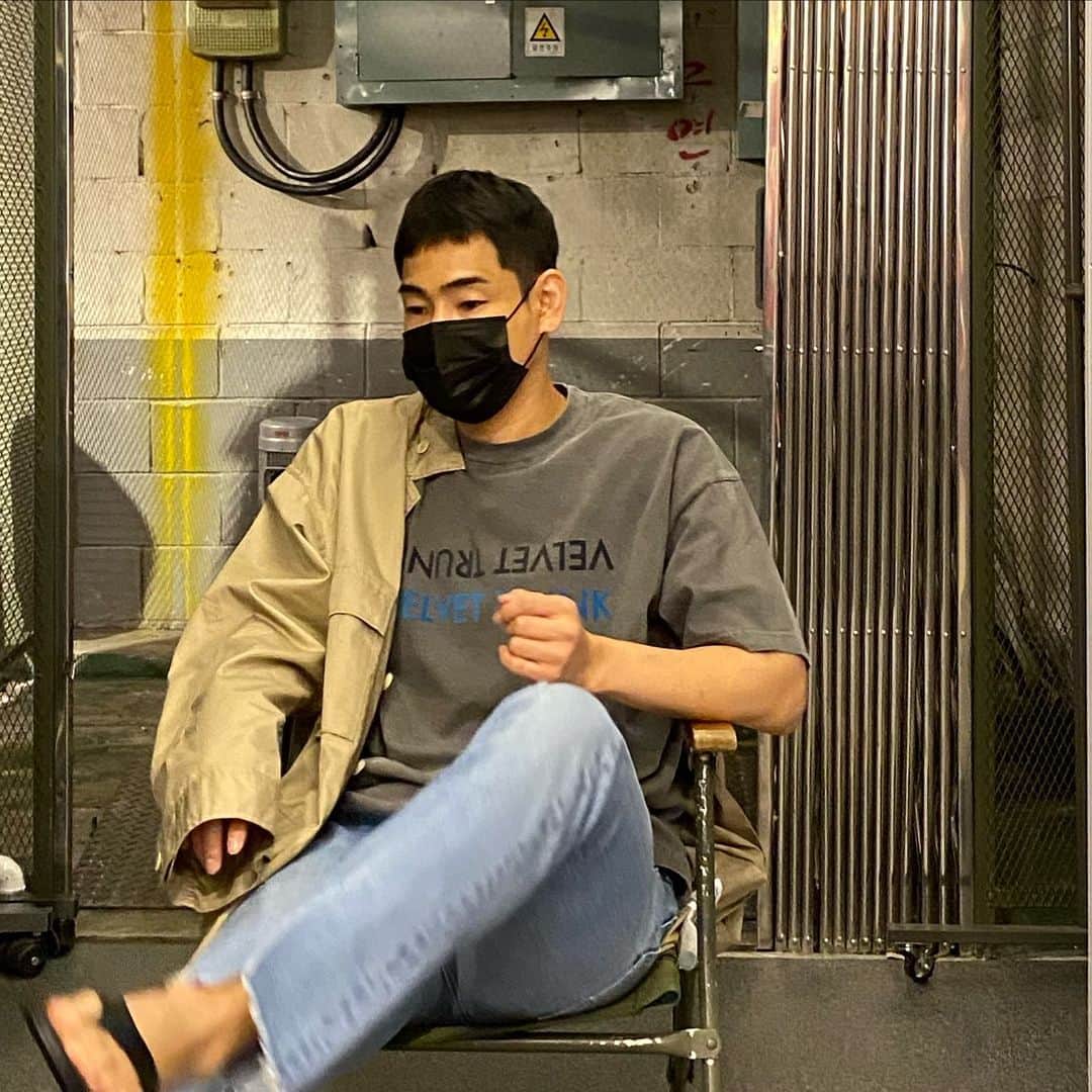 イナチ のインスタグラム：「. NEW ARRIVAL  STANDALONE VelvetTrunk Edition  #STANDALONE」