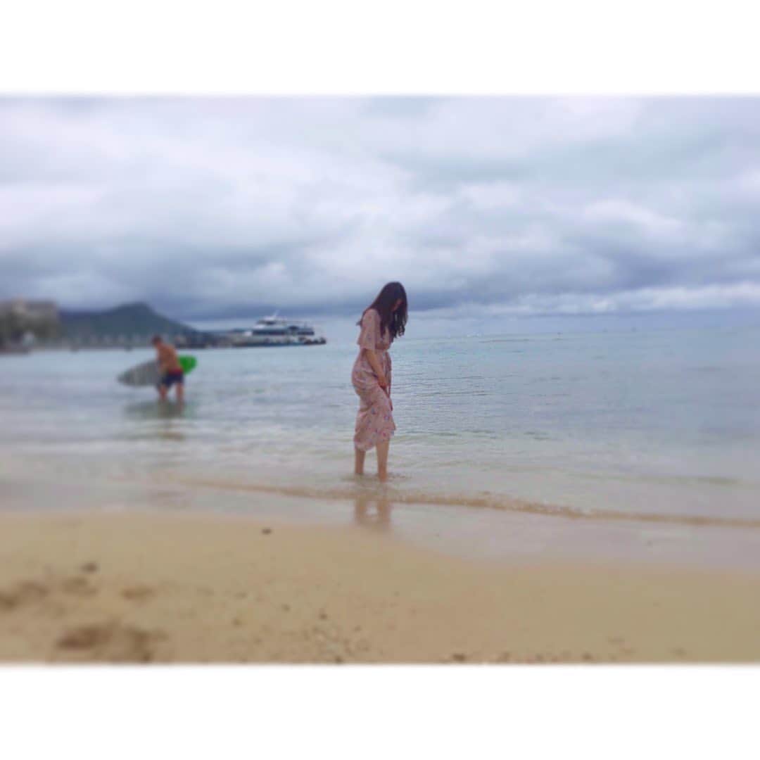 高木由麻奈さんのインスタグラム写真 - (高木由麻奈Instagram)「I wanna go to the sea👙﻿  今年は海へ行けなさそう...😔﻿ ﻿ #海　#いつかの　#sea #여행기록」7月30日 21時02分 - yumana.t