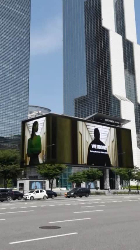 クォン・ダミのインスタグラム：「WE11DONE SS21 Menswear Digital Signage Project Seoul, Tokyo, Shanghai, London, Newyork🤍🤍🤍 @we11done」